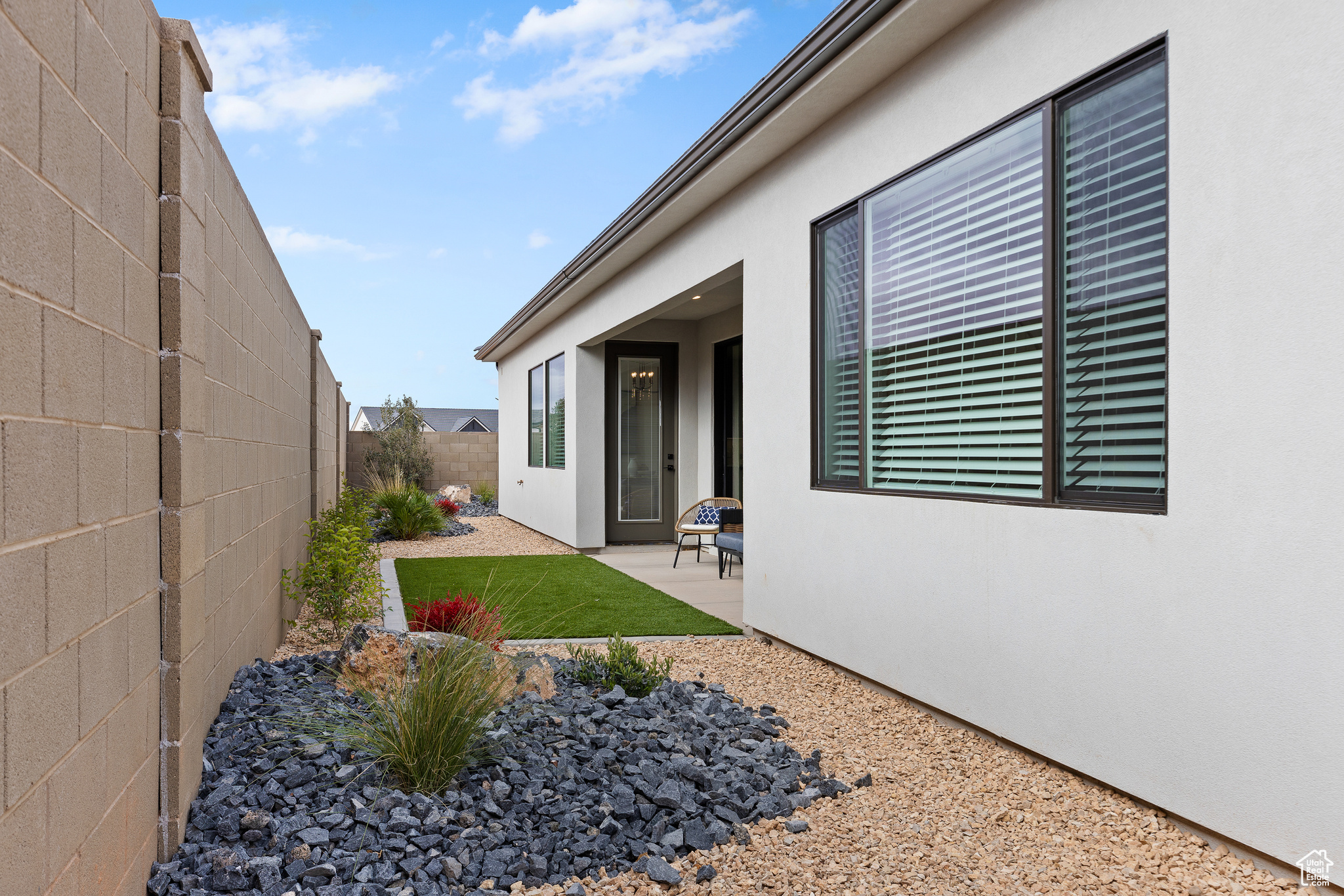 SANDS COVE - Residential