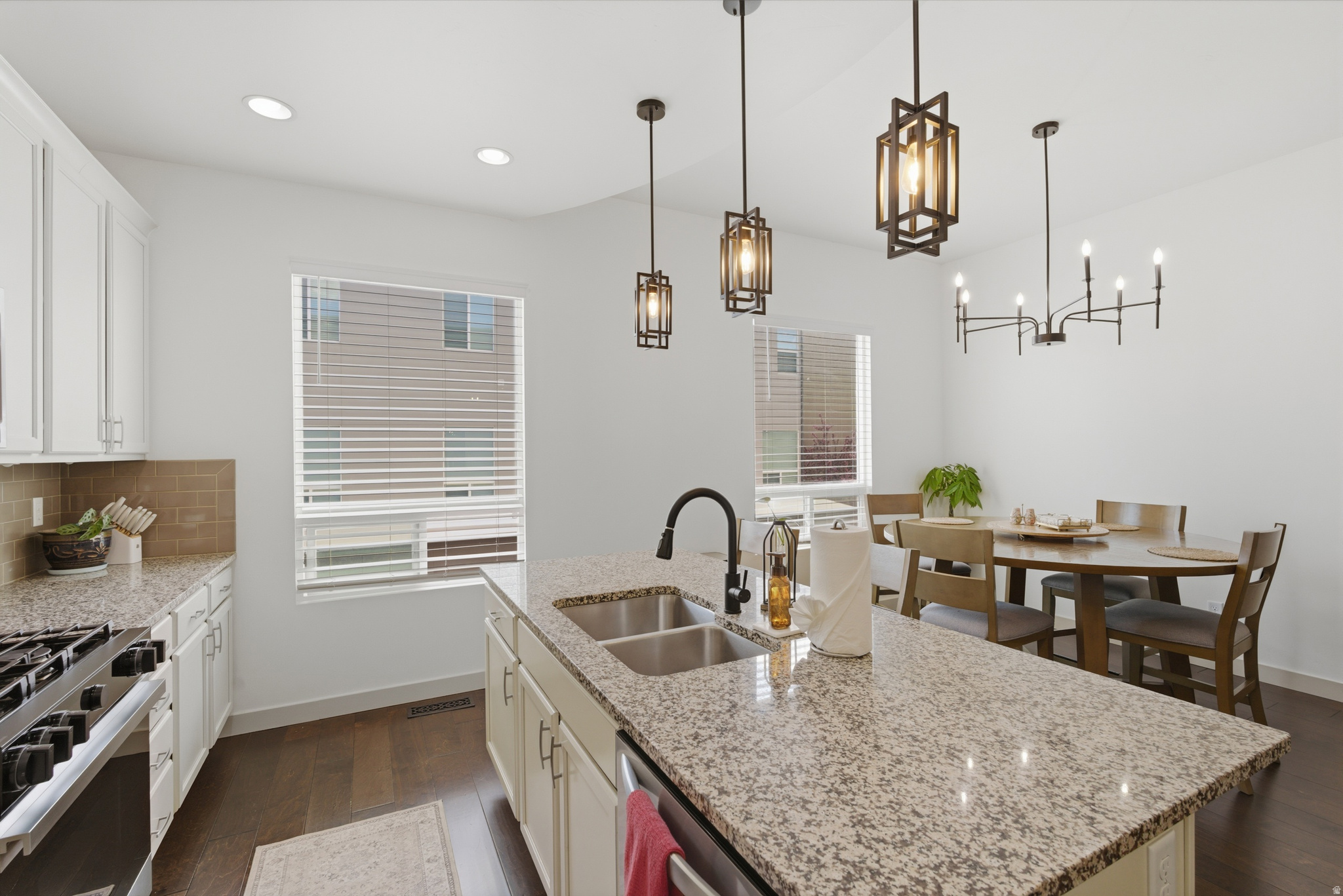 SKYLINE - Residential