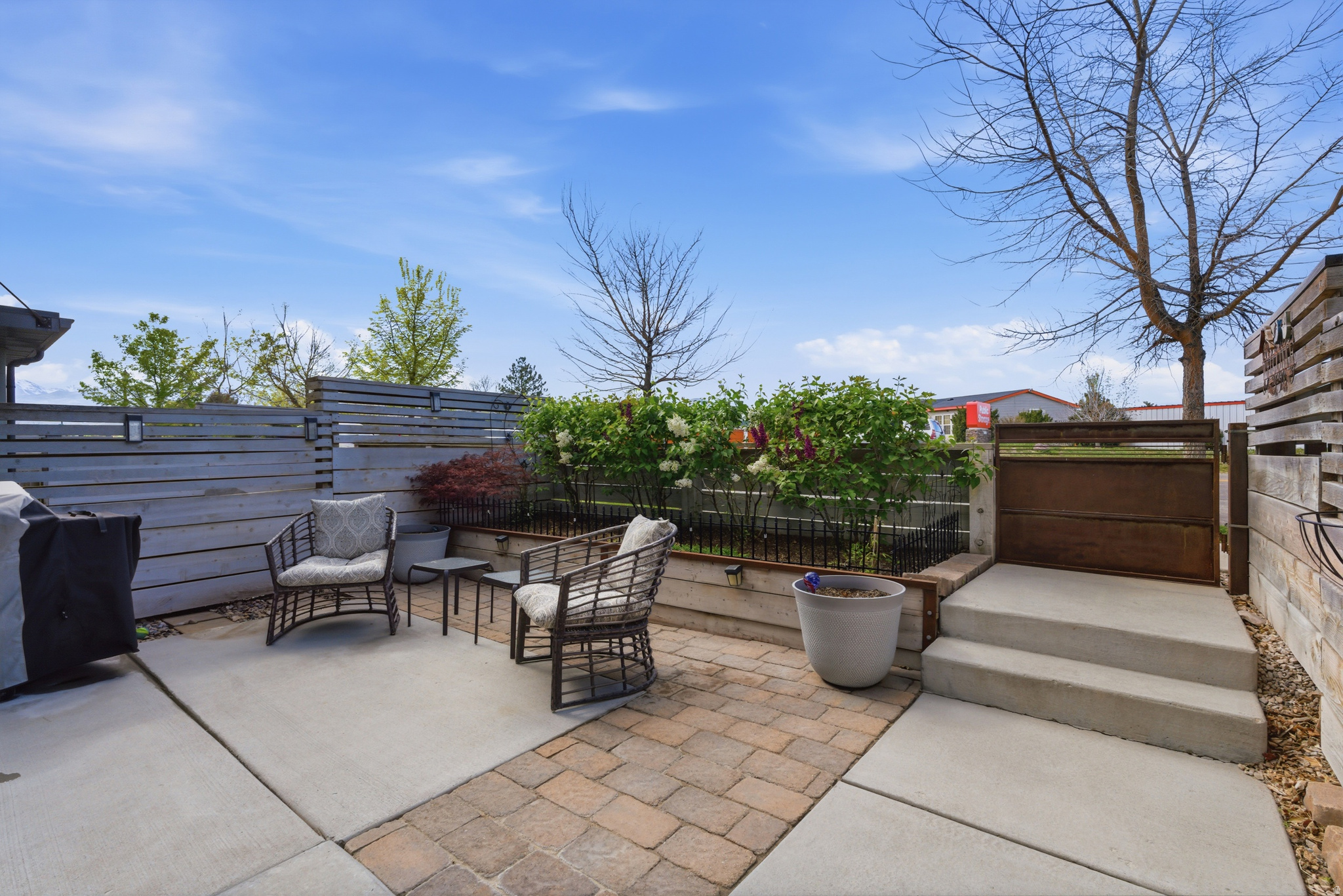 SKYLINE - Residential