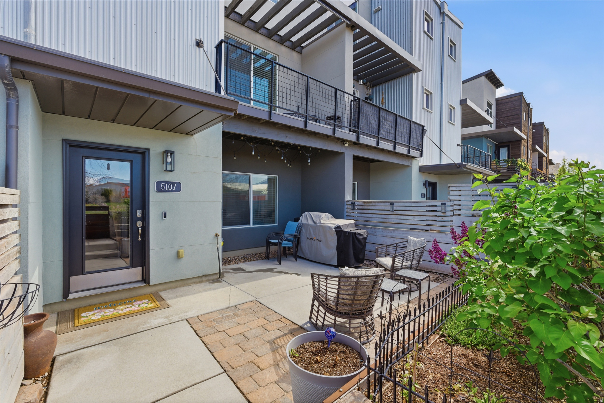 SKYLINE - Residential