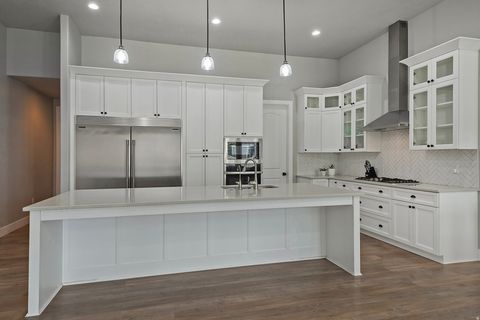 Tiny photo for 11613 S FOX VISTA DR, Draper, UT 84020 (MLS # 2147897)