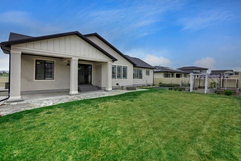 Tiny photo for 11613 S FOX VISTA DR, Draper, UT 84020 (MLS # 2147897)