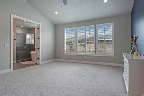 Tiny photo for 11613 S FOX VISTA DR, Draper, UT 84020 (MLS # 2147897)