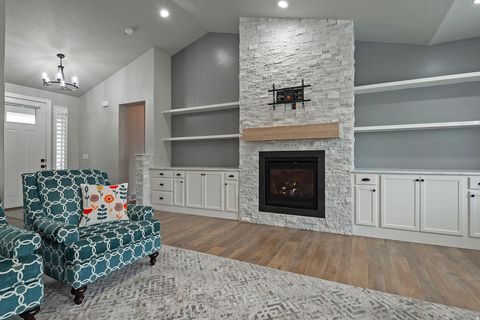 Tiny photo for 11613 S FOX VISTA DR, Draper, UT 84020 (MLS # 2147897)