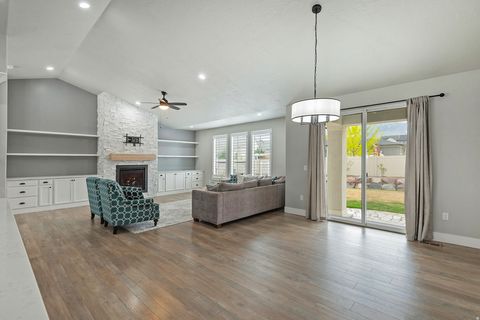 Tiny photo for 11613 S FOX VISTA DR, Draper, UT 84020 (MLS # 2147897)