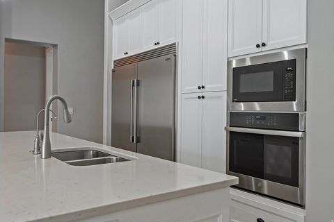 Tiny photo for 11613 S FOX VISTA DR, Draper, UT 84020 (MLS # 2147897)