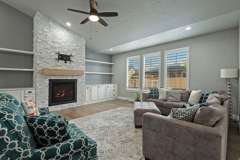 Tiny photo for 11613 S FOX VISTA DR, Draper, UT 84020 (MLS # 2147897)