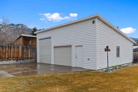 Tiny photo for 2842 E 7375 S, Cottonwood Heights, UT 84121 (MLS # 2138074)