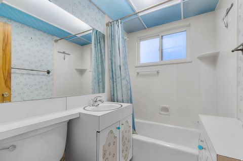 Tiny photo for 2842 E 7375 S, Cottonwood Heights, UT 84121 (MLS # 2138074)