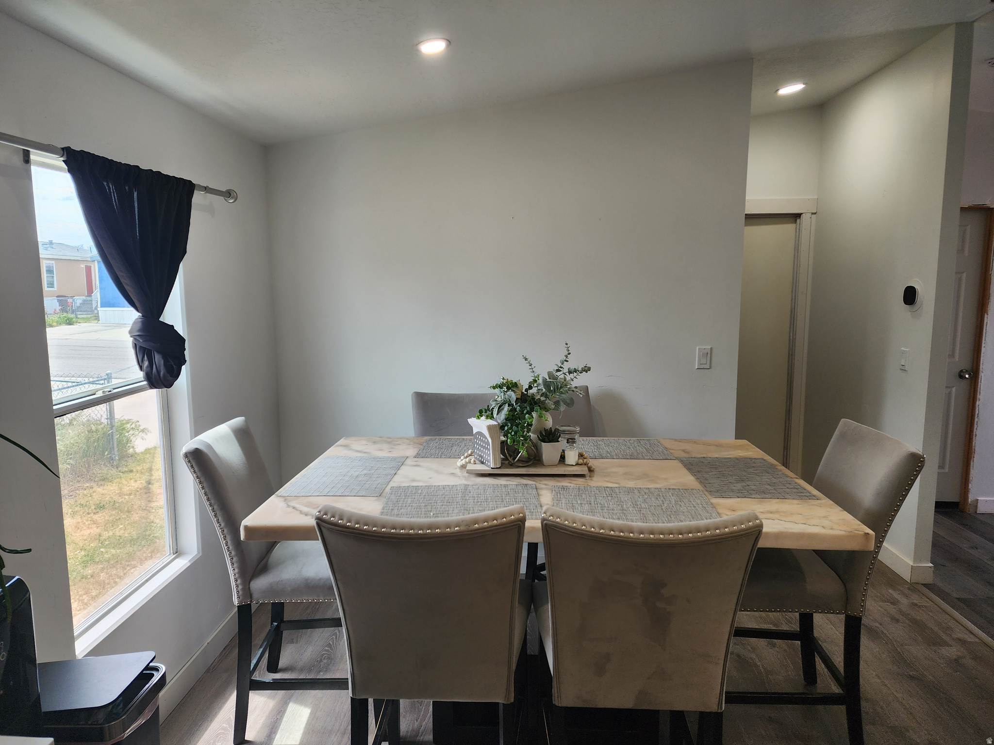 OVERPASS POINT - Residential