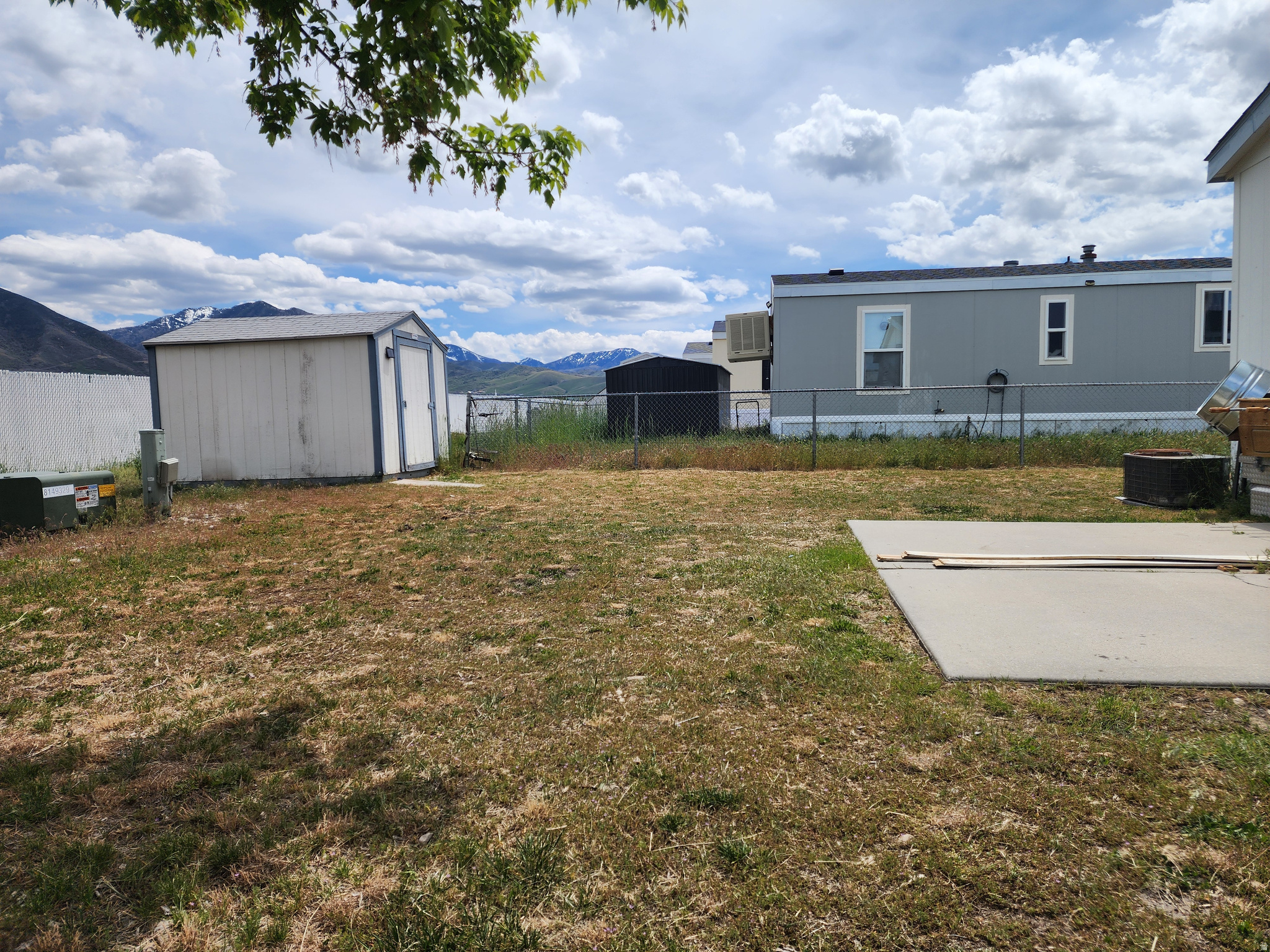 OVERPASS POINT - Residential