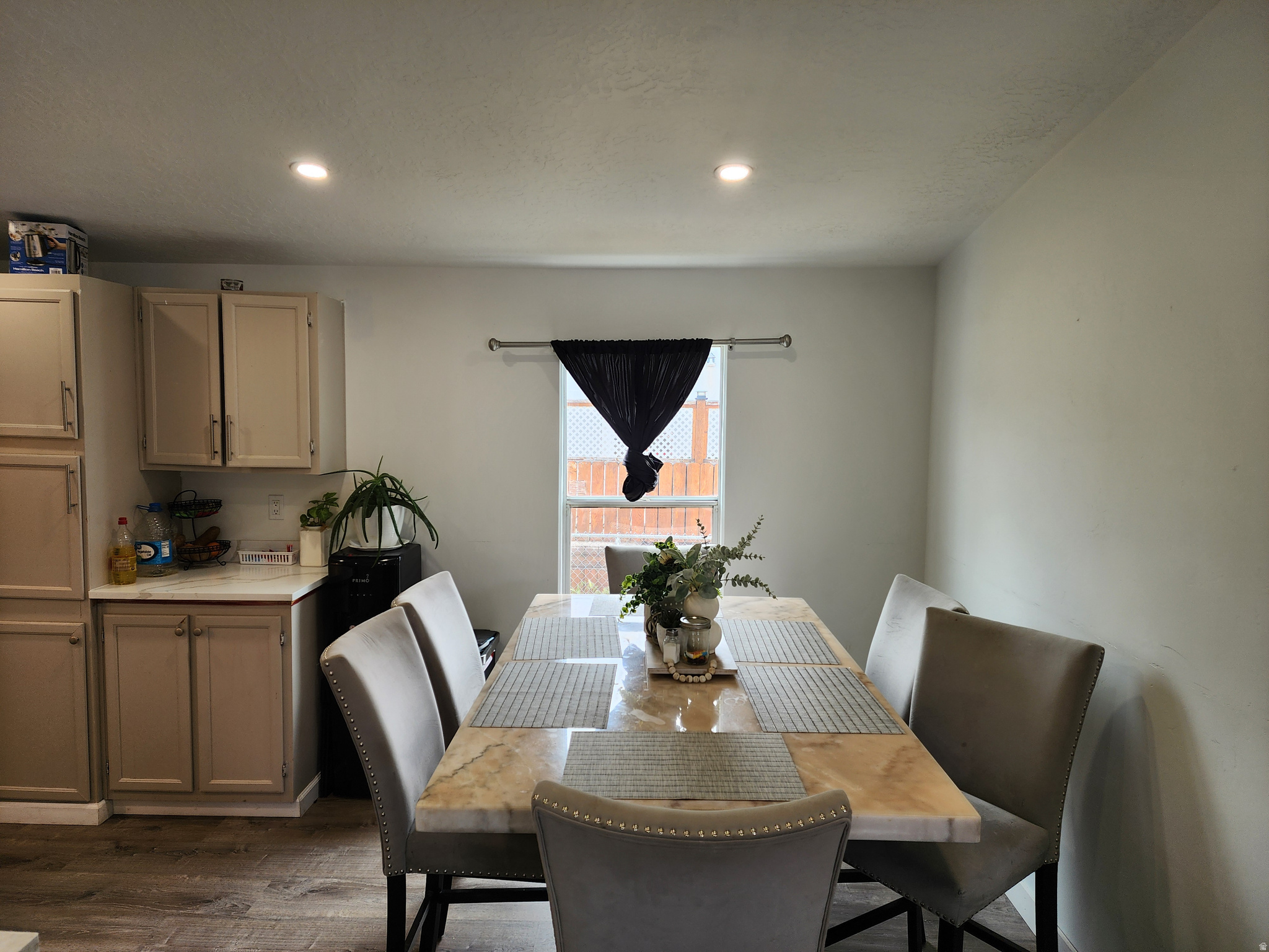 OVERPASS POINT - Residential