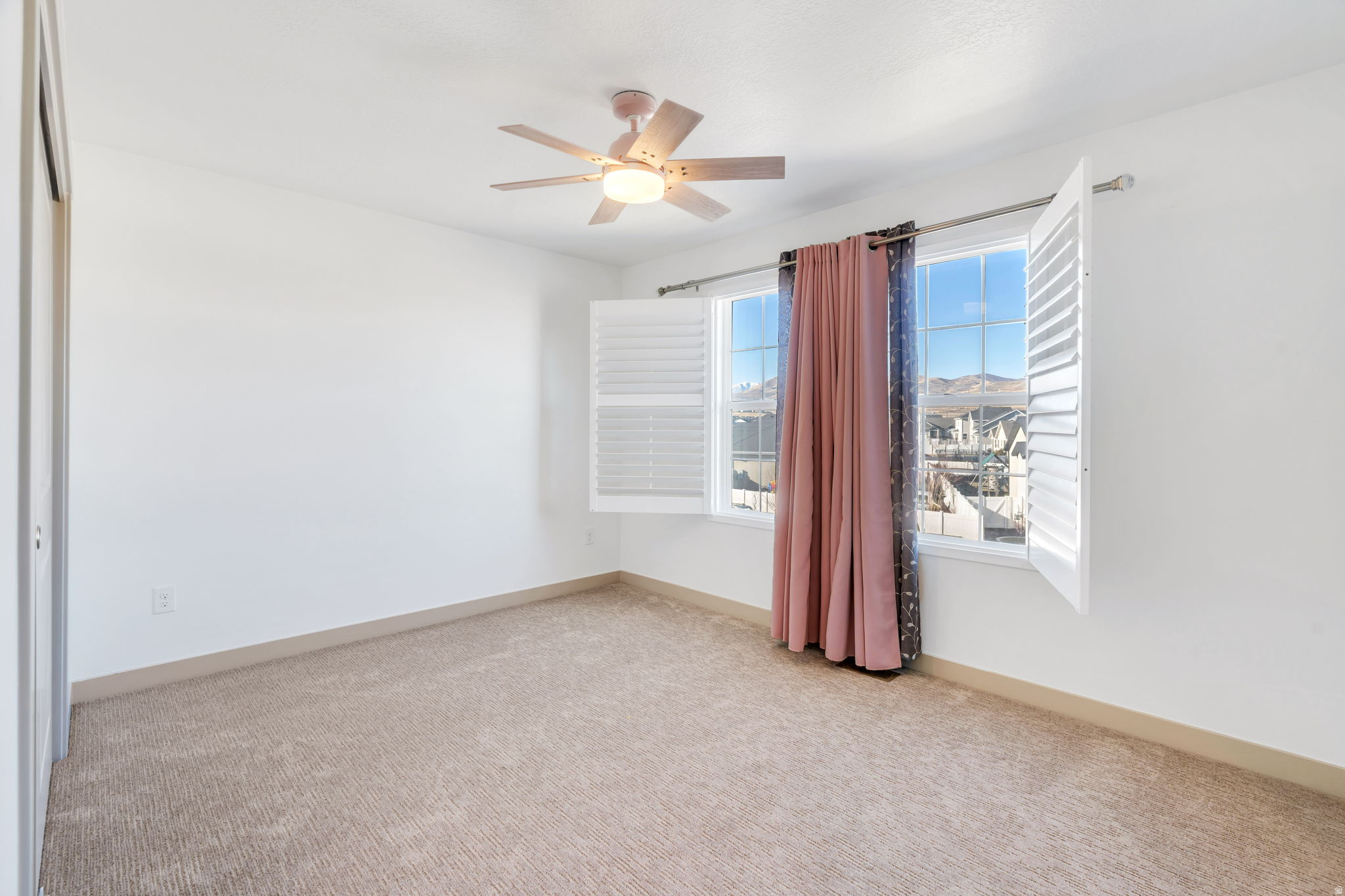 HOLBROOK FARMS 837 - Residential