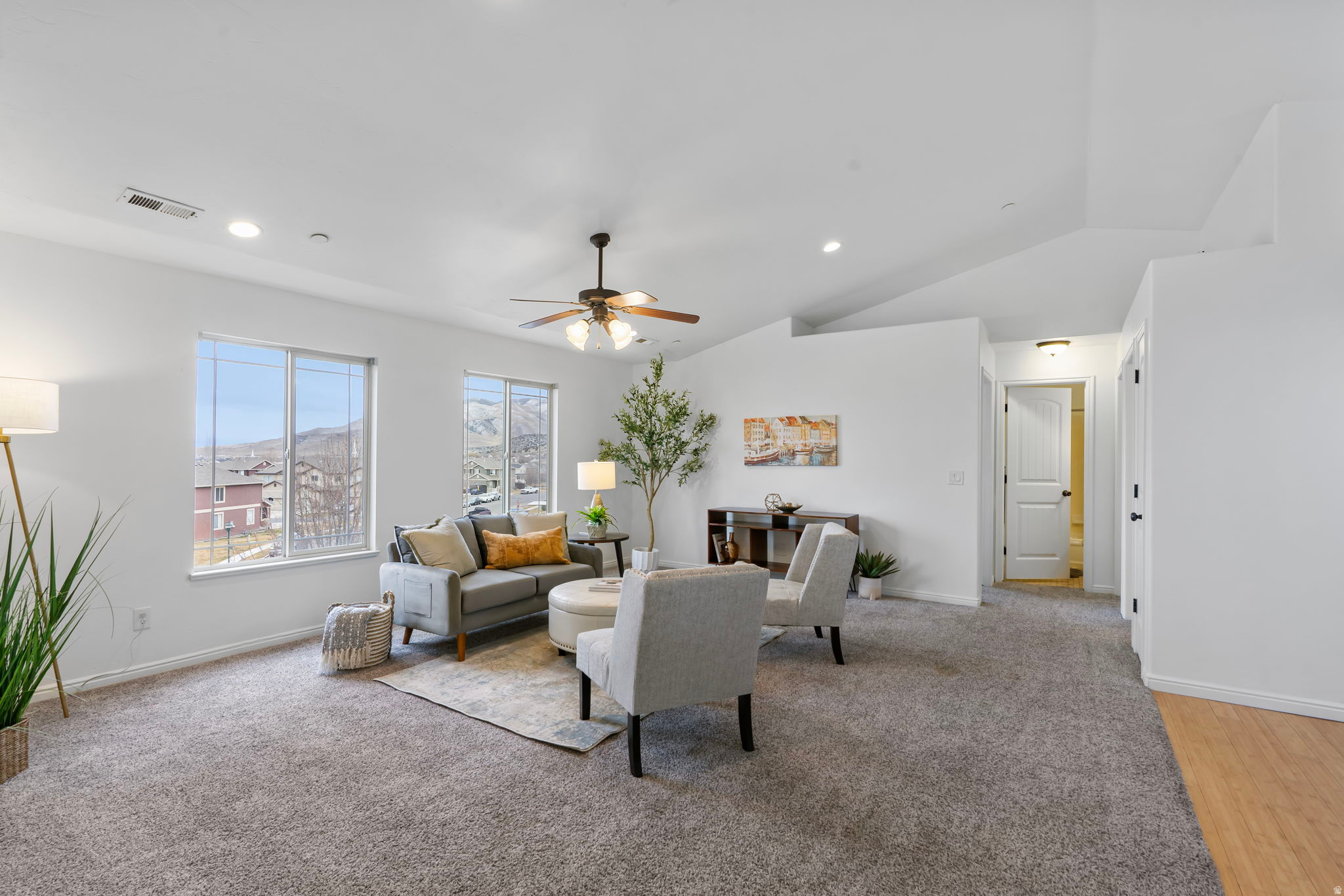 3821 E ROCK CREEK RD 9