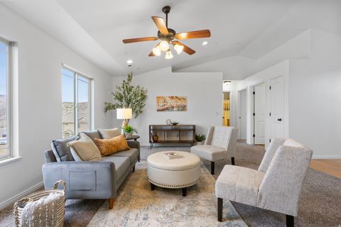 3821 E ROCK CREEK RD 9 Eagle Mountain UT 84005