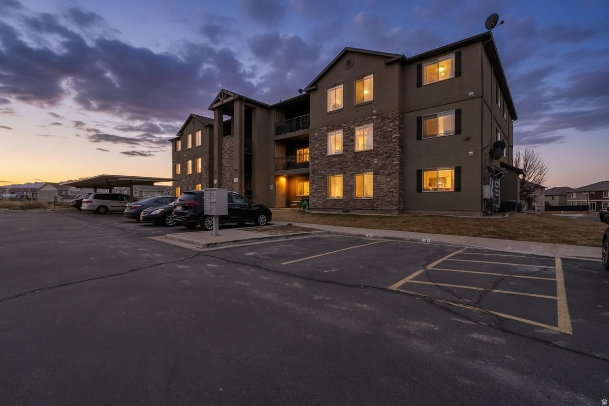 PLUM CREEK CONDO - Residential