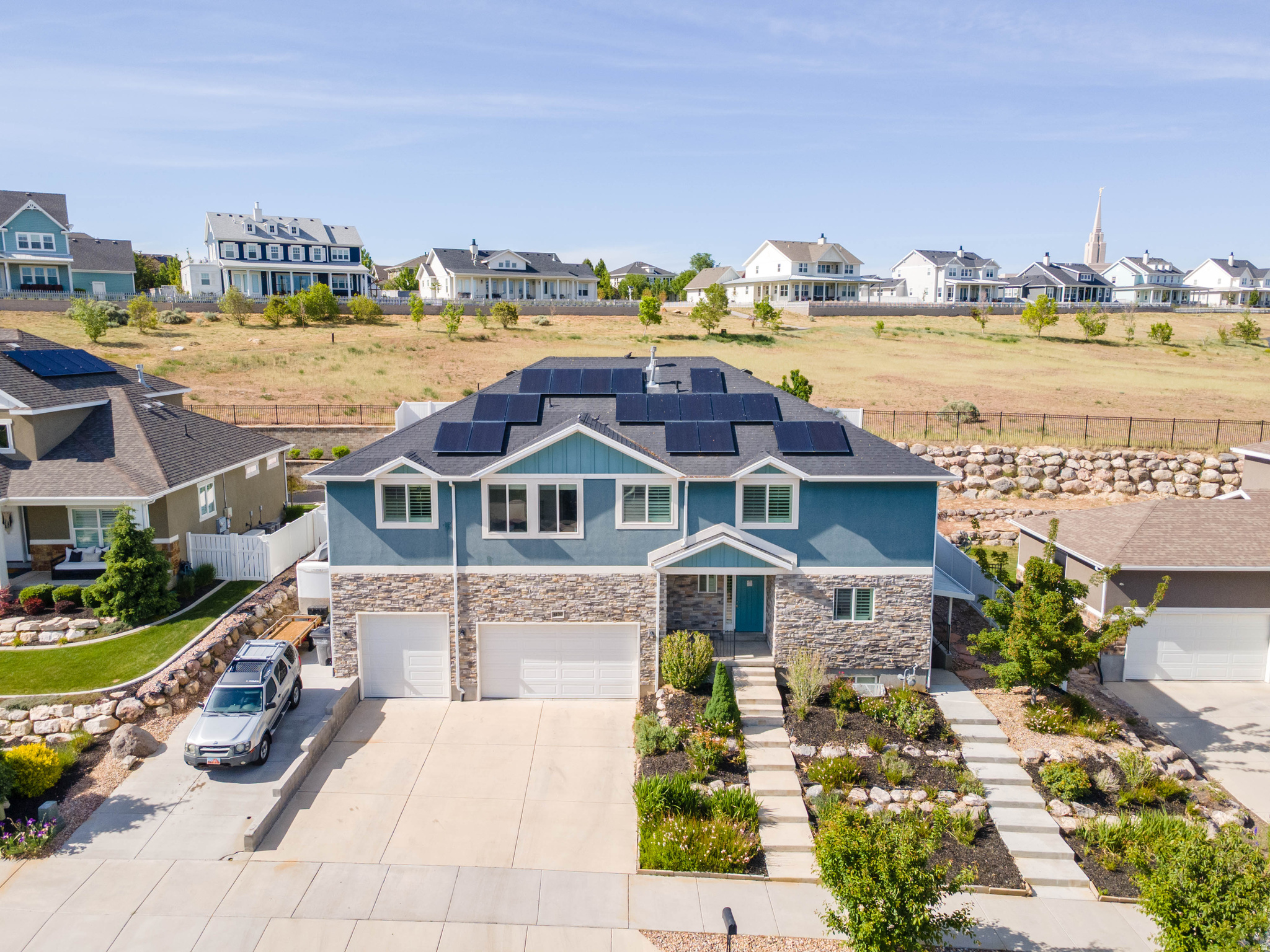 JORDAN HEIGHTS - Residential