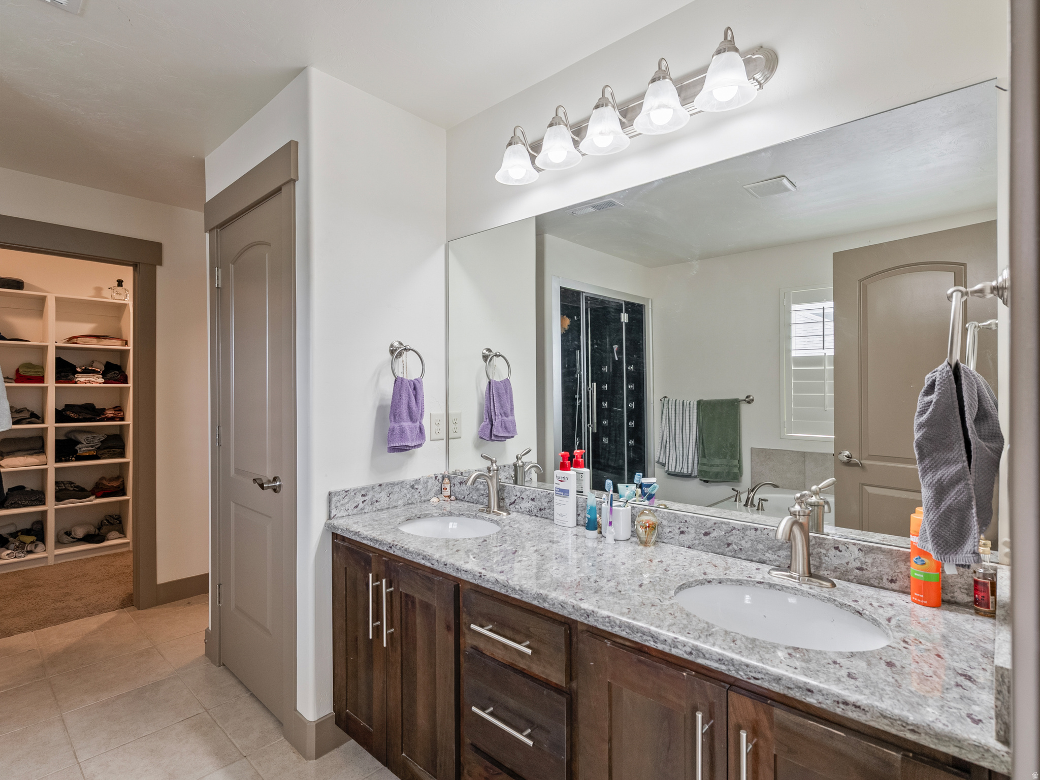 JORDAN HEIGHTS - Residential