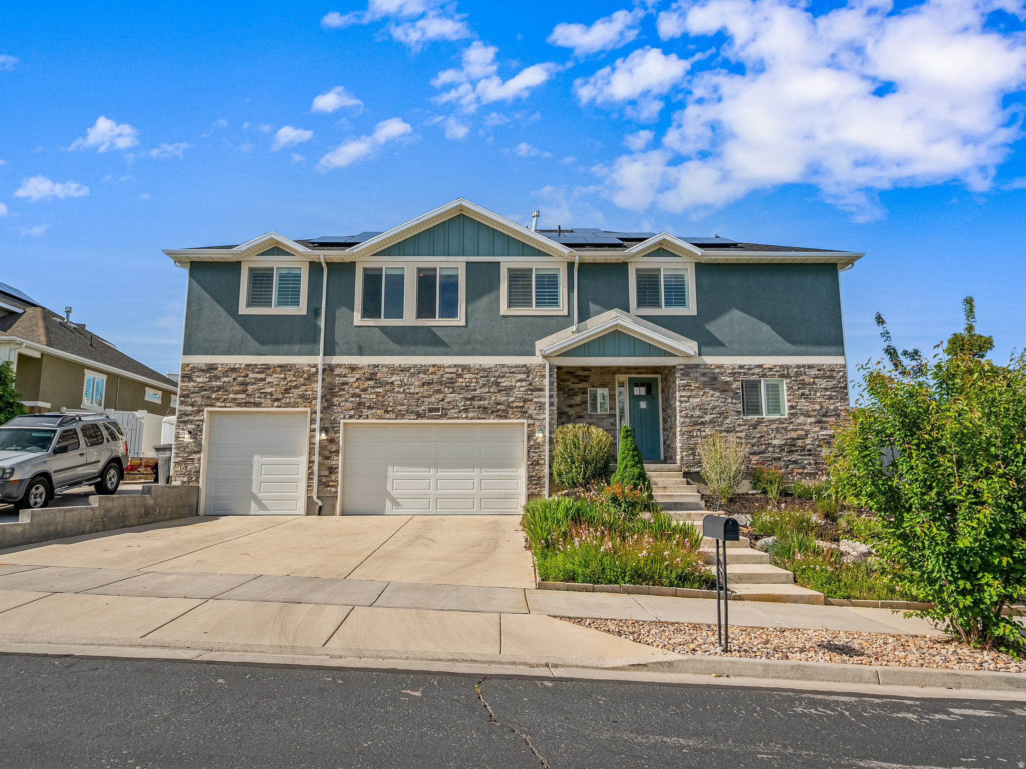 JORDAN HEIGHTS - Residential
