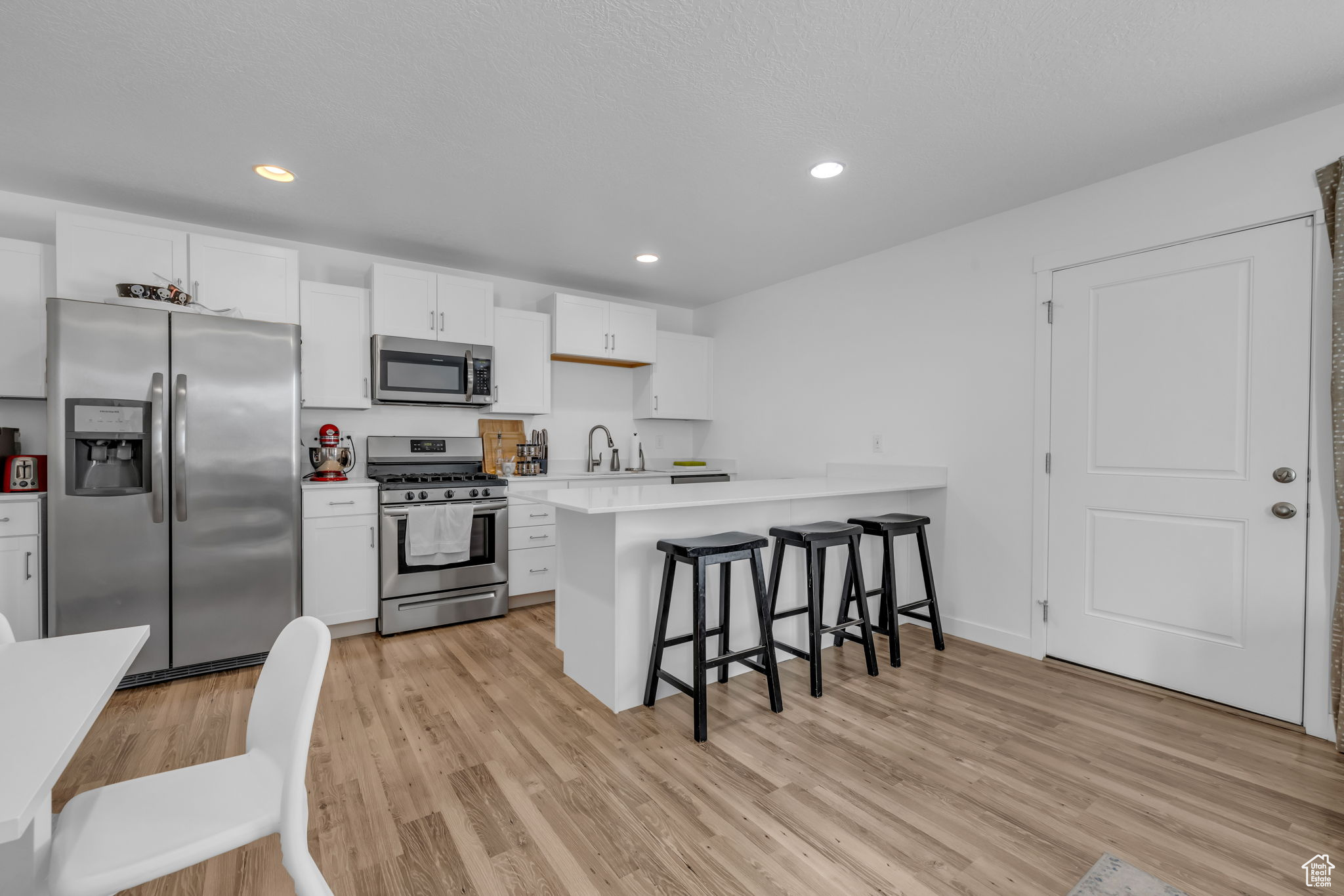 198 E River Bend Rd, Saratoga Springs, Utah image 6