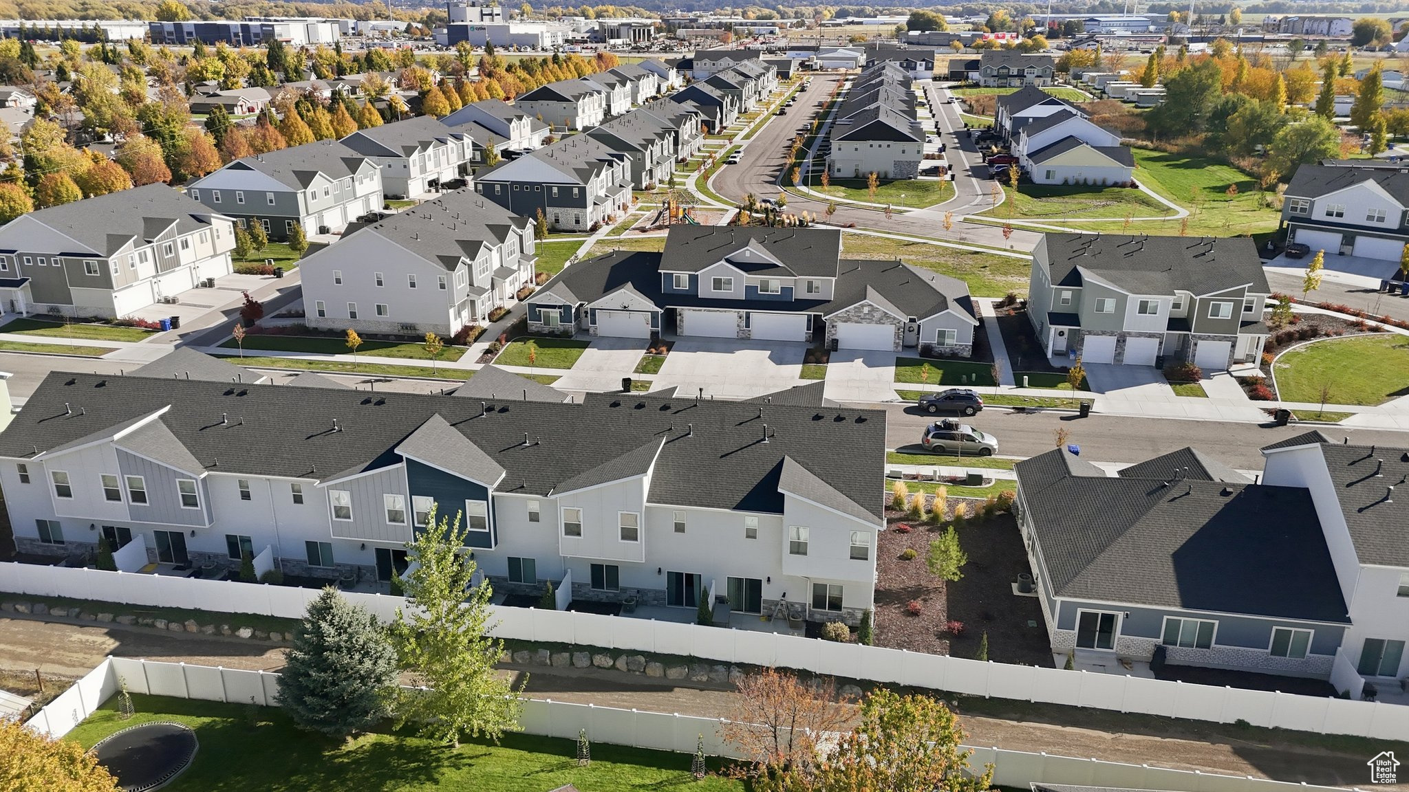 WOODMORE POINTE - Residential