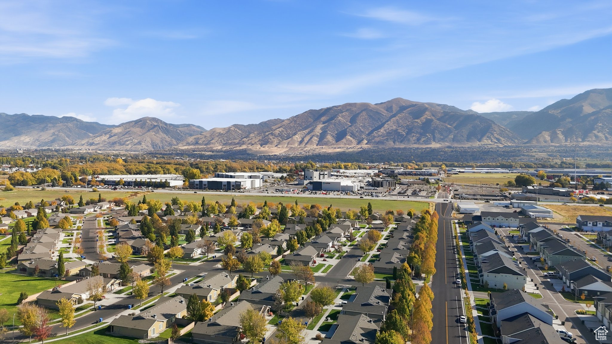 WOODMORE POINTE - Residential