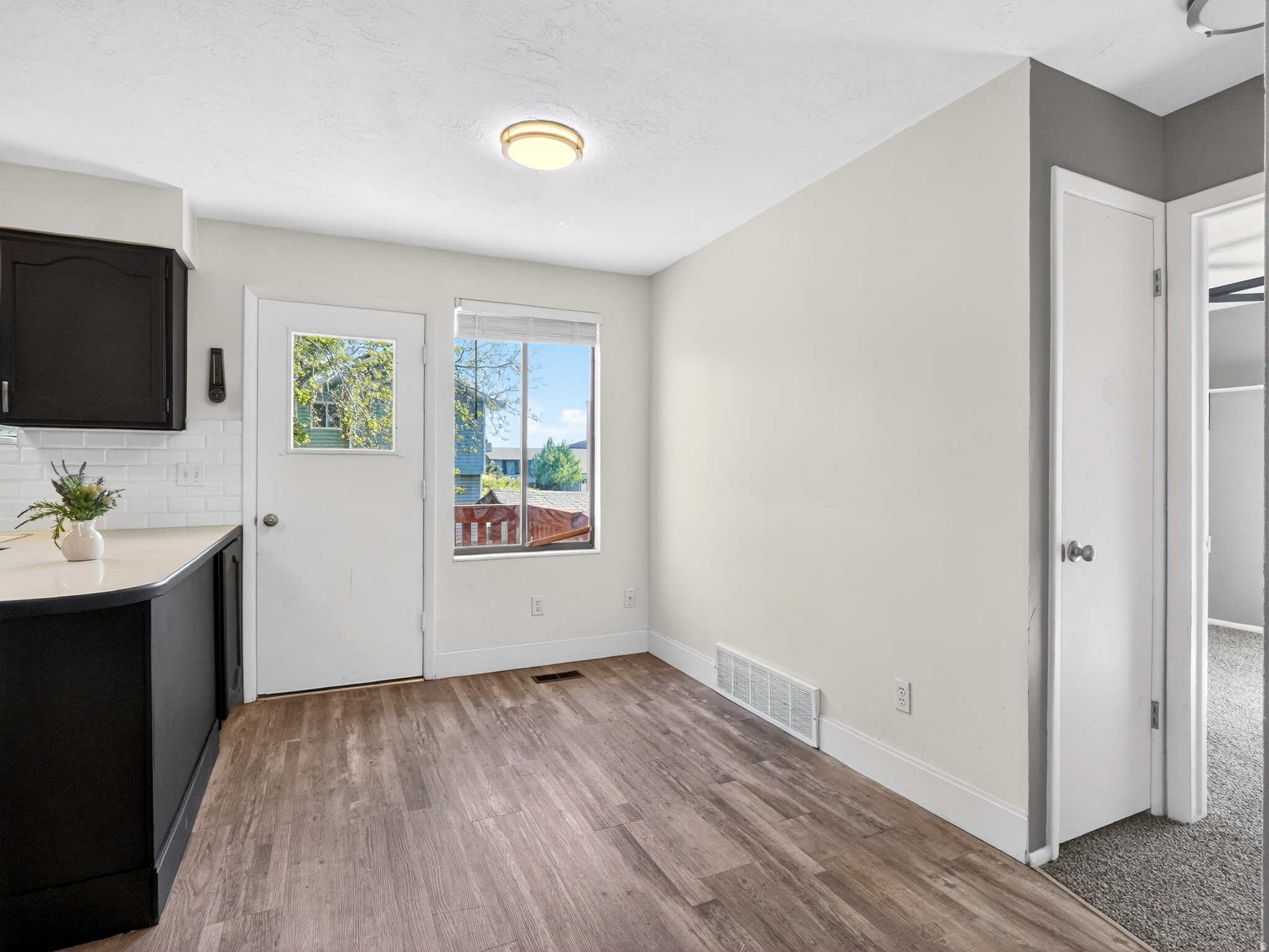 MAIN POINT SOUTH SUB - Residential