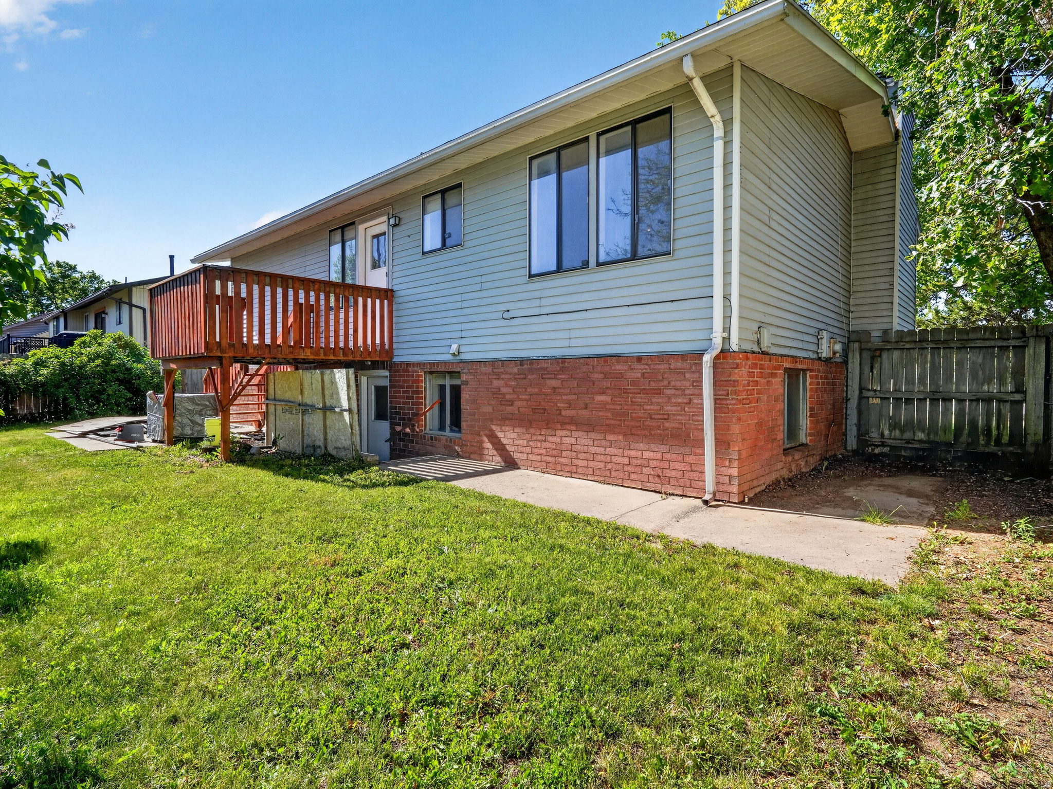 MAIN POINT SOUTH SUB - Residential