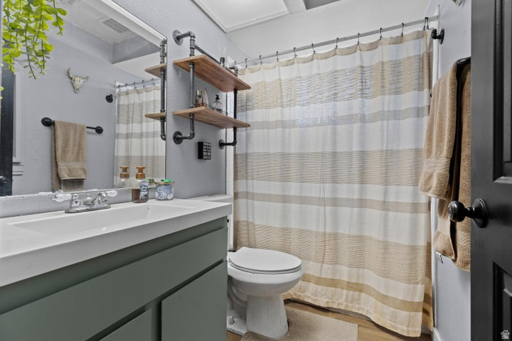 SUNNY MEADOWS ACRES - Residential