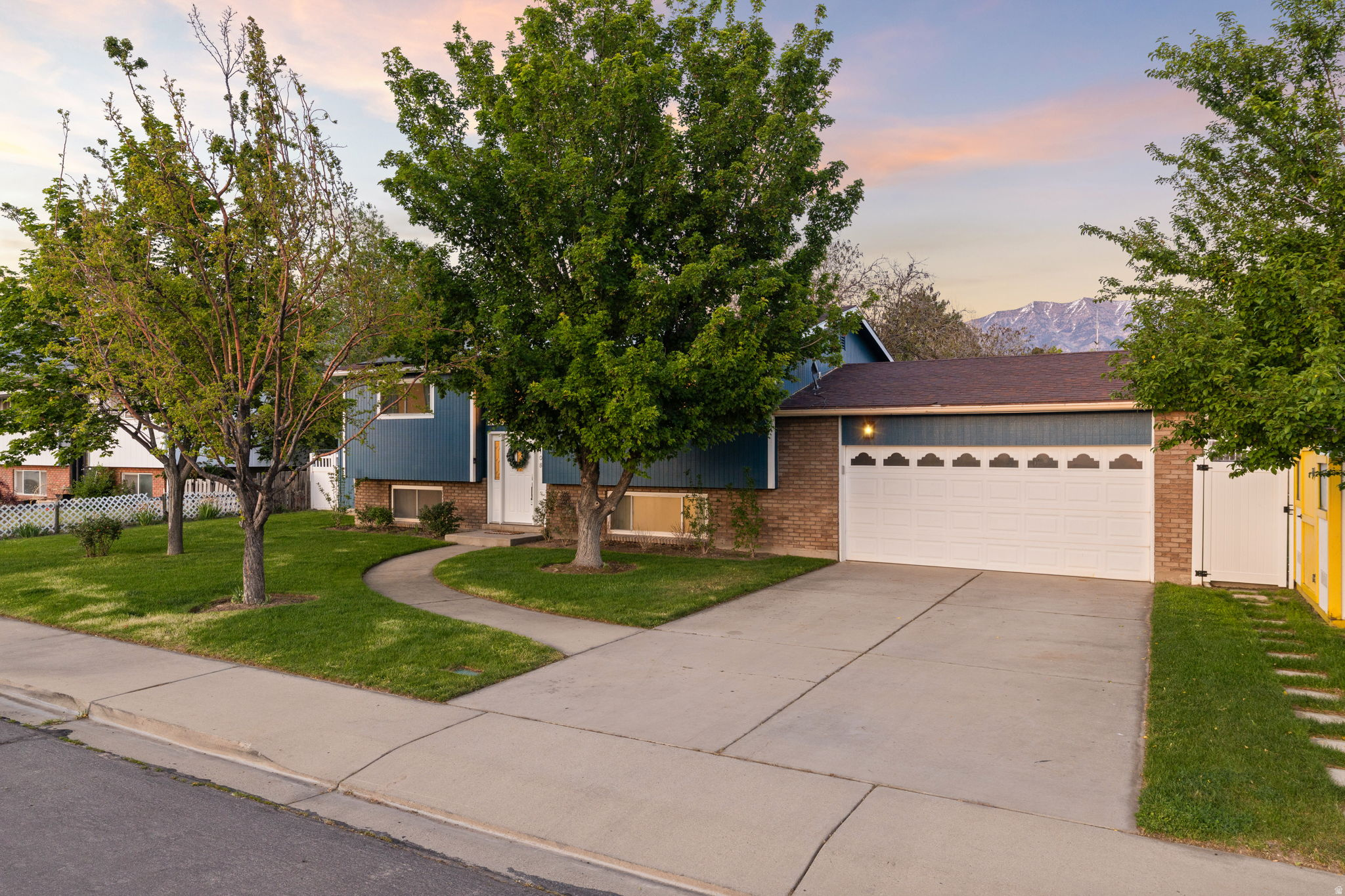 GREEN HILLS - Residential