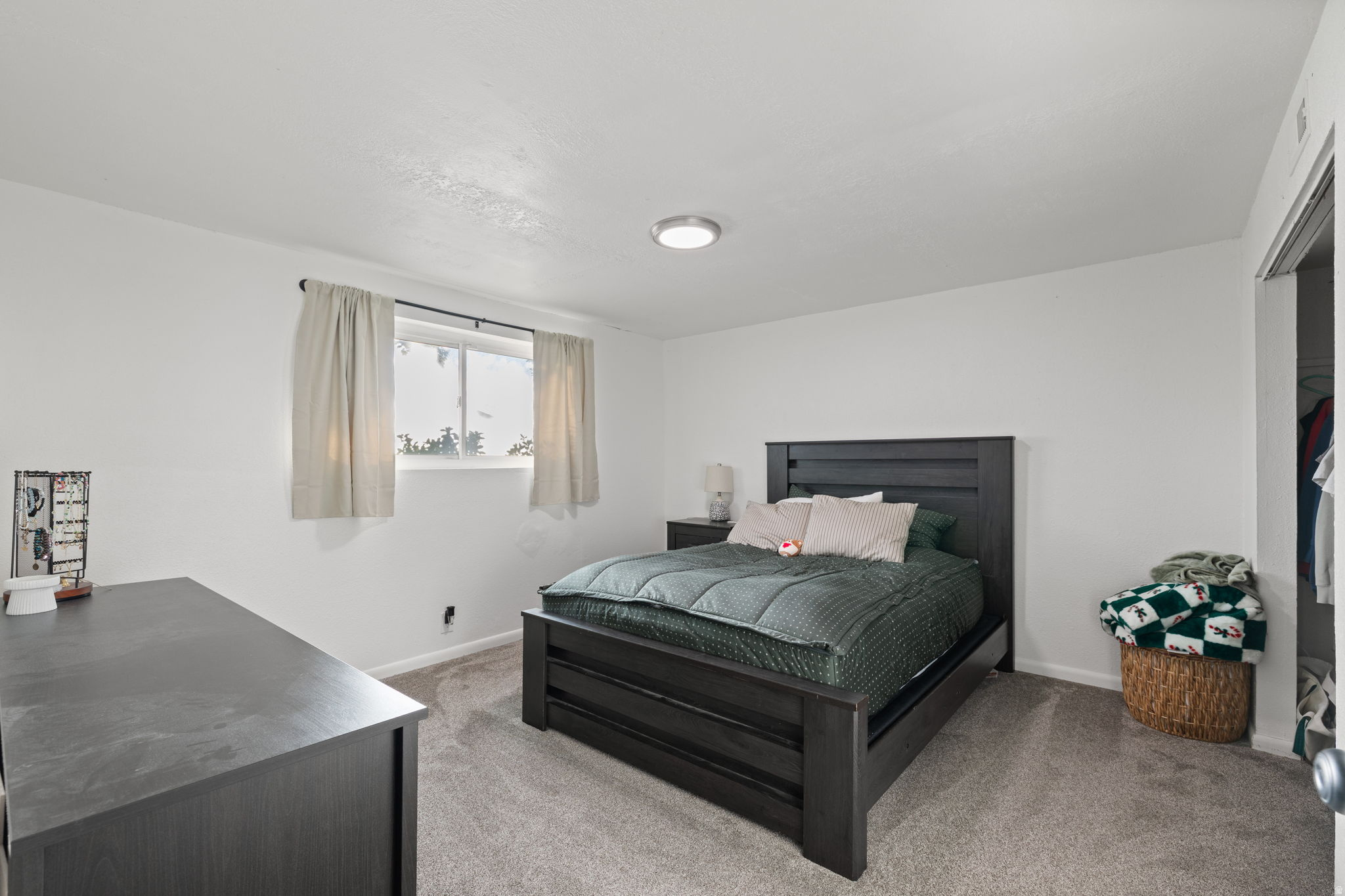 GREEN HILLS - Residential