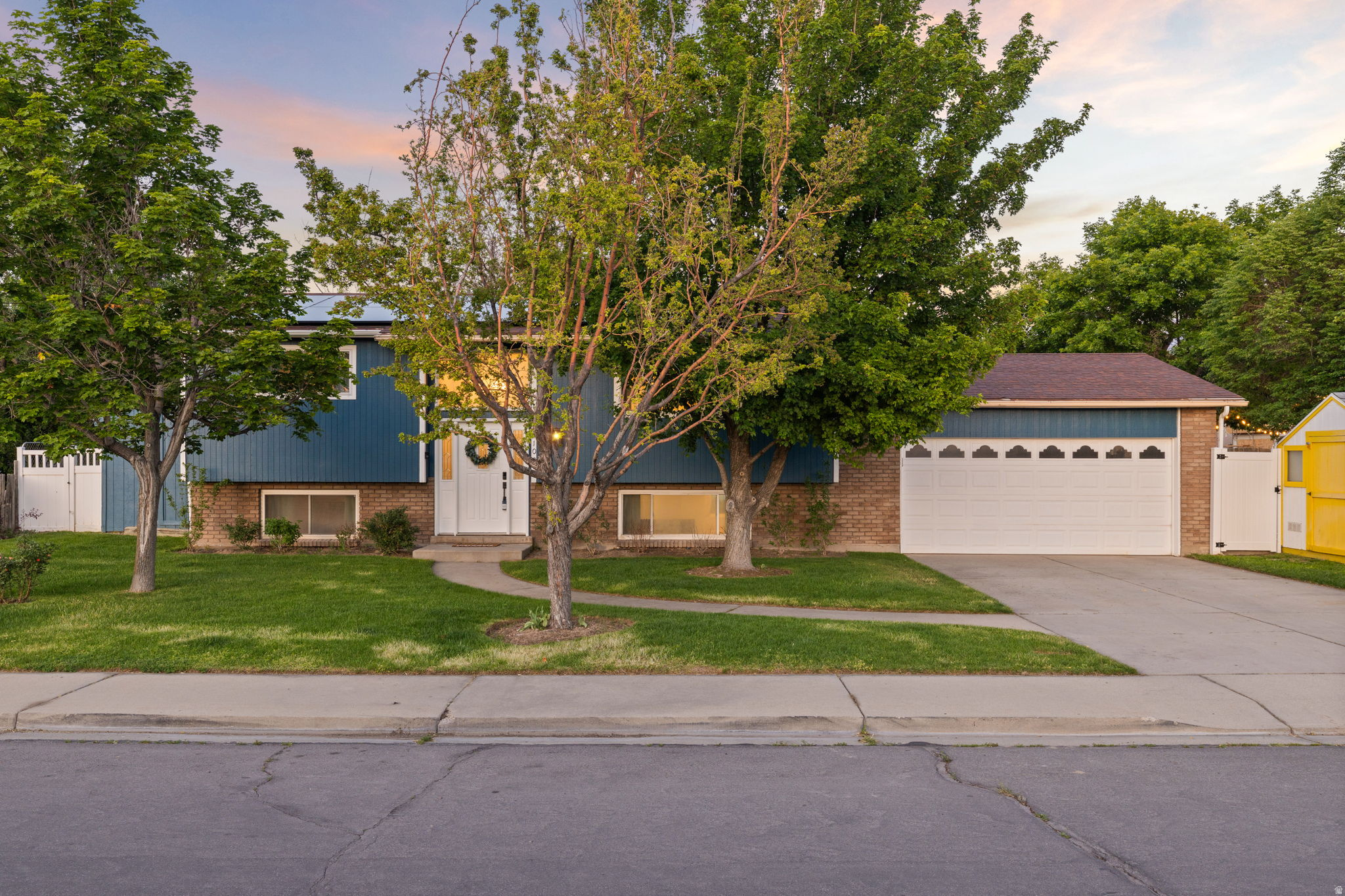 GREEN HILLS - Residential