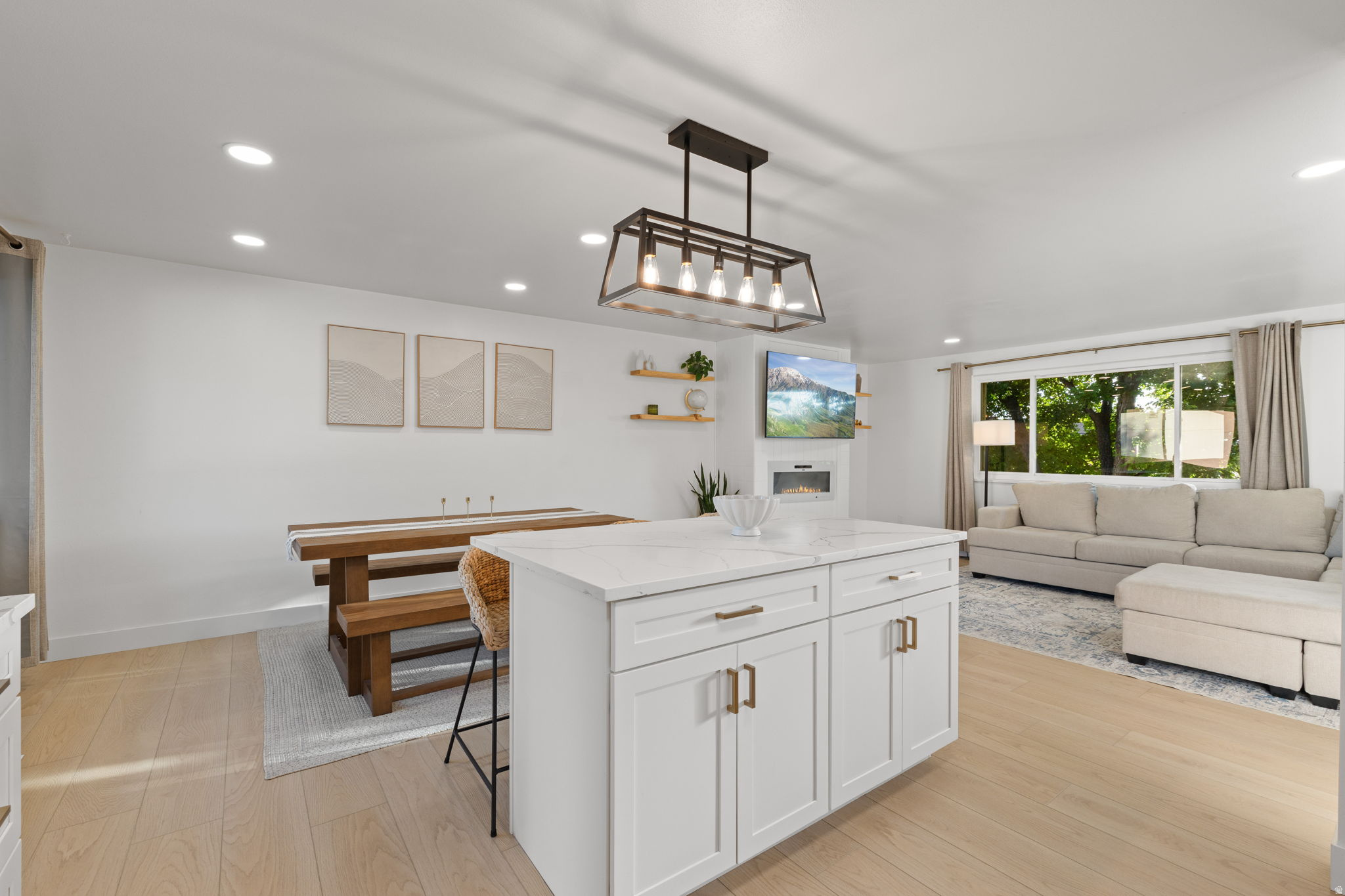 GREEN HILLS - Residential