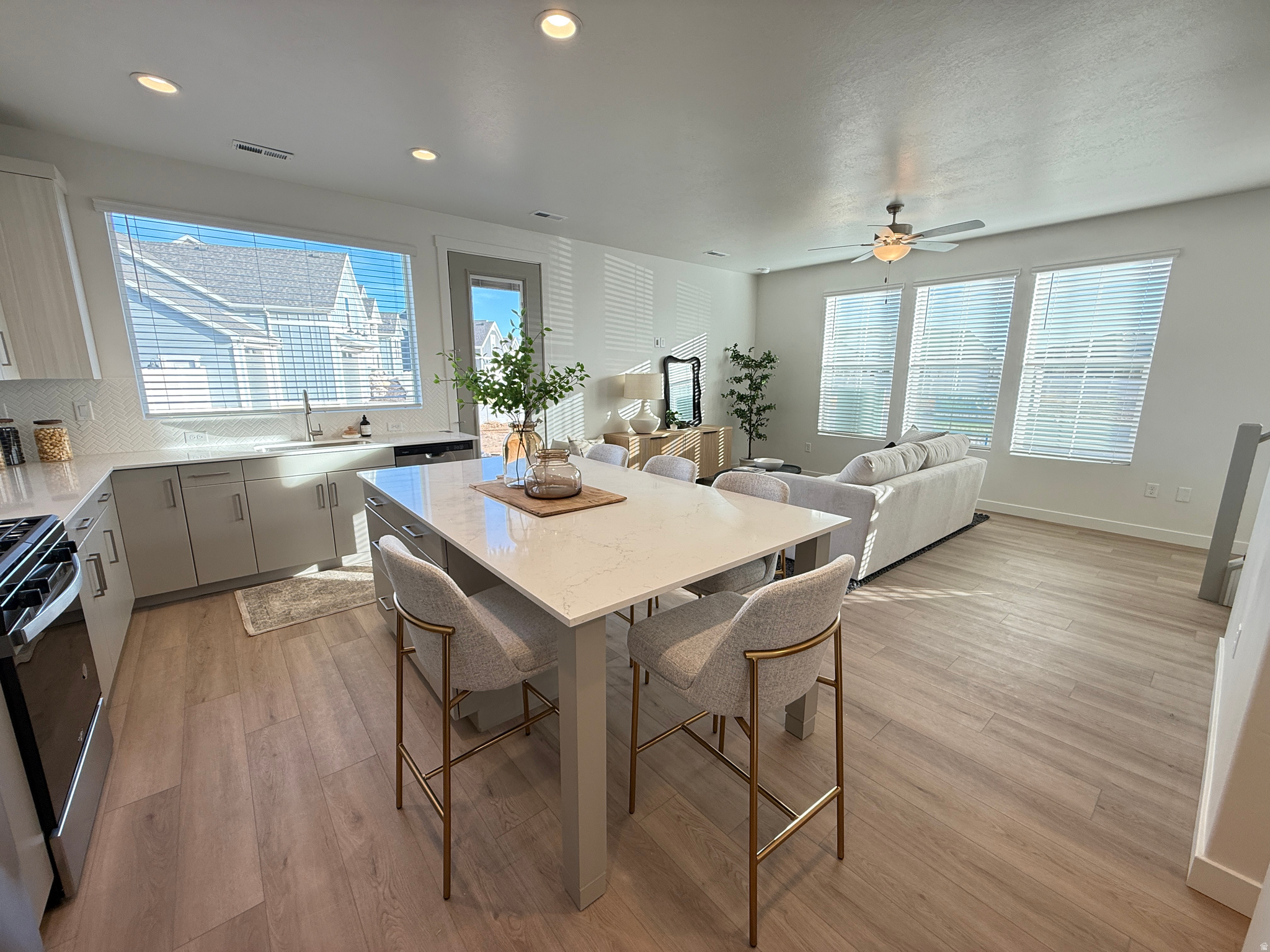 VILLAGES AT GREEN FARM - Residential