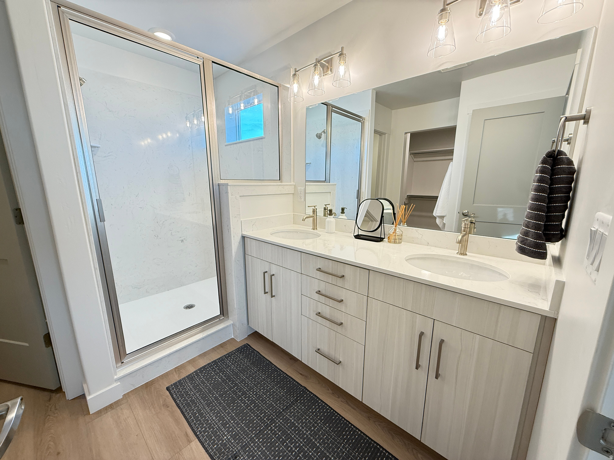 VILLAGES AT GREEN FARM - Residential