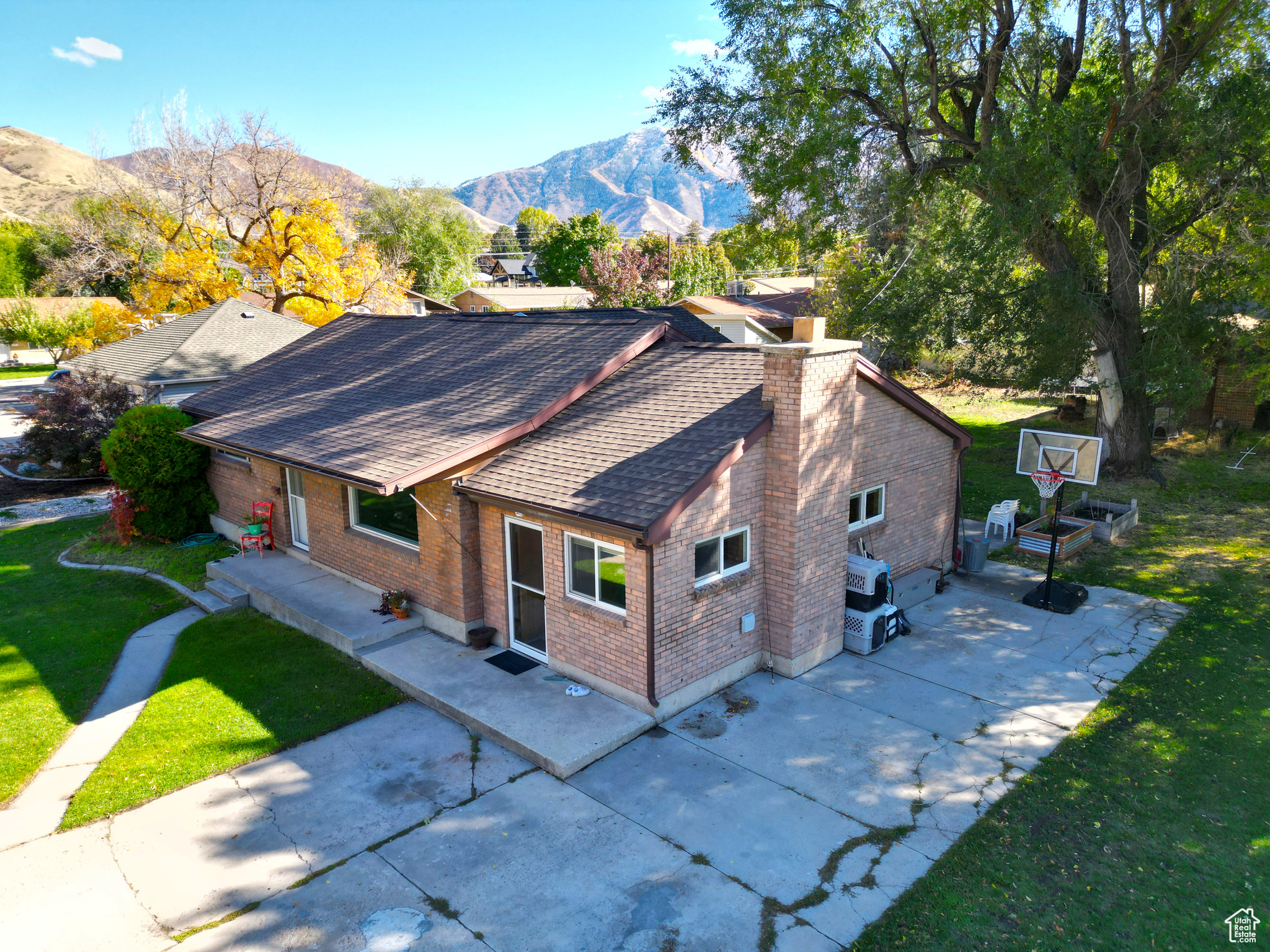 DANA ESTATES A - Residential