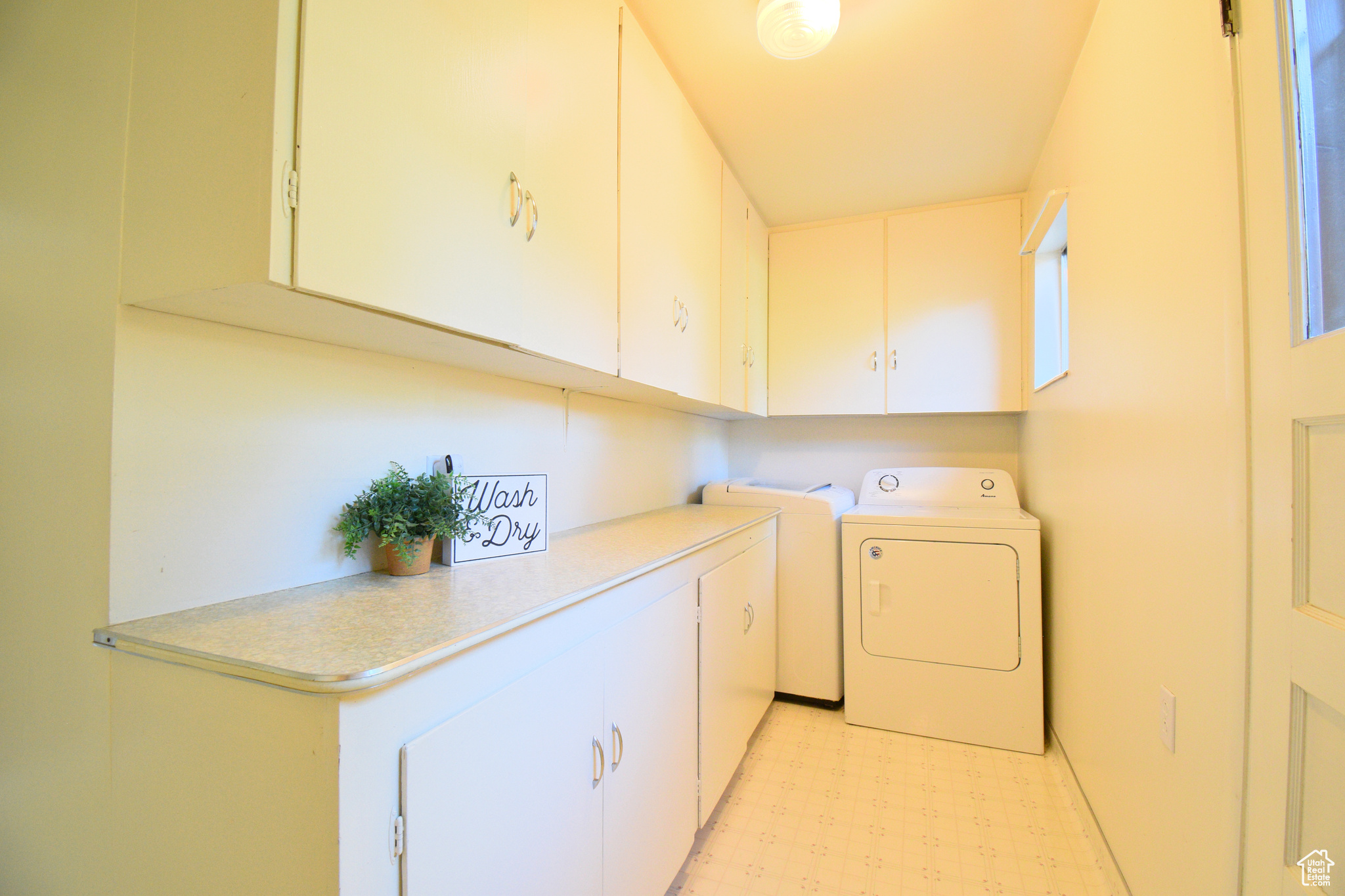 DANA ESTATES A - Residential