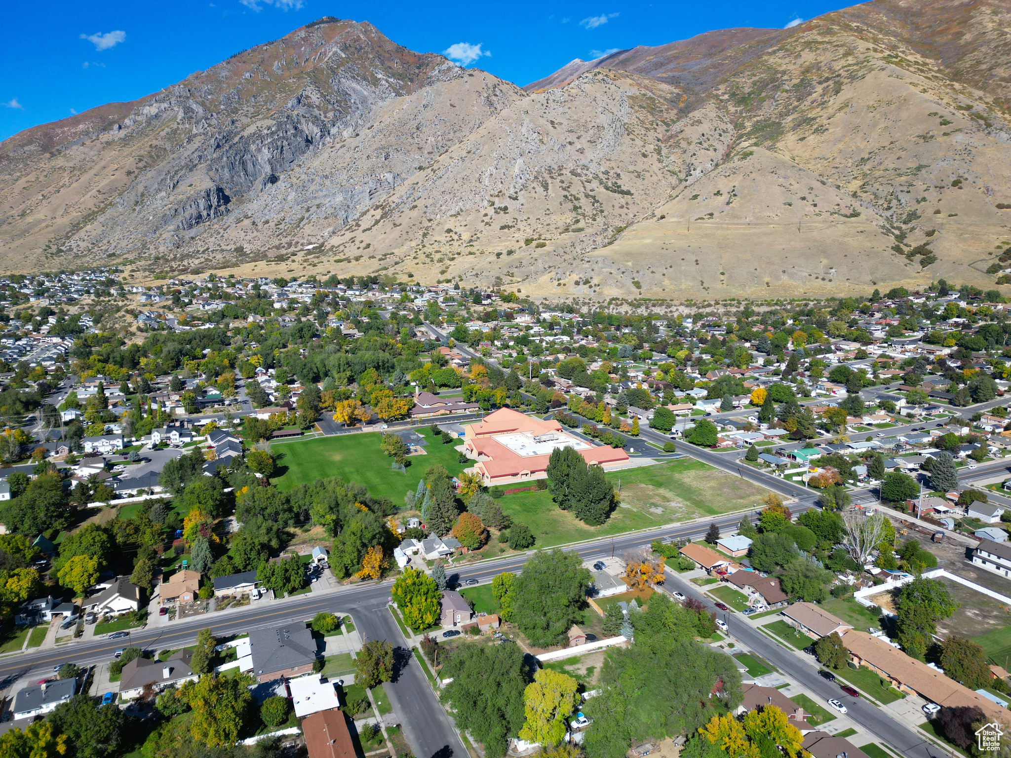 DANA ESTATES A - Residential