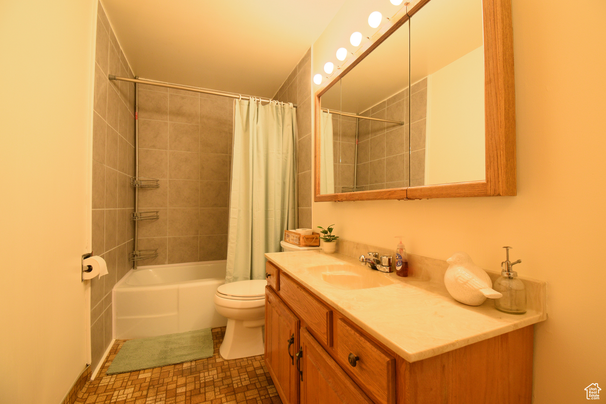 DANA ESTATES A - Residential