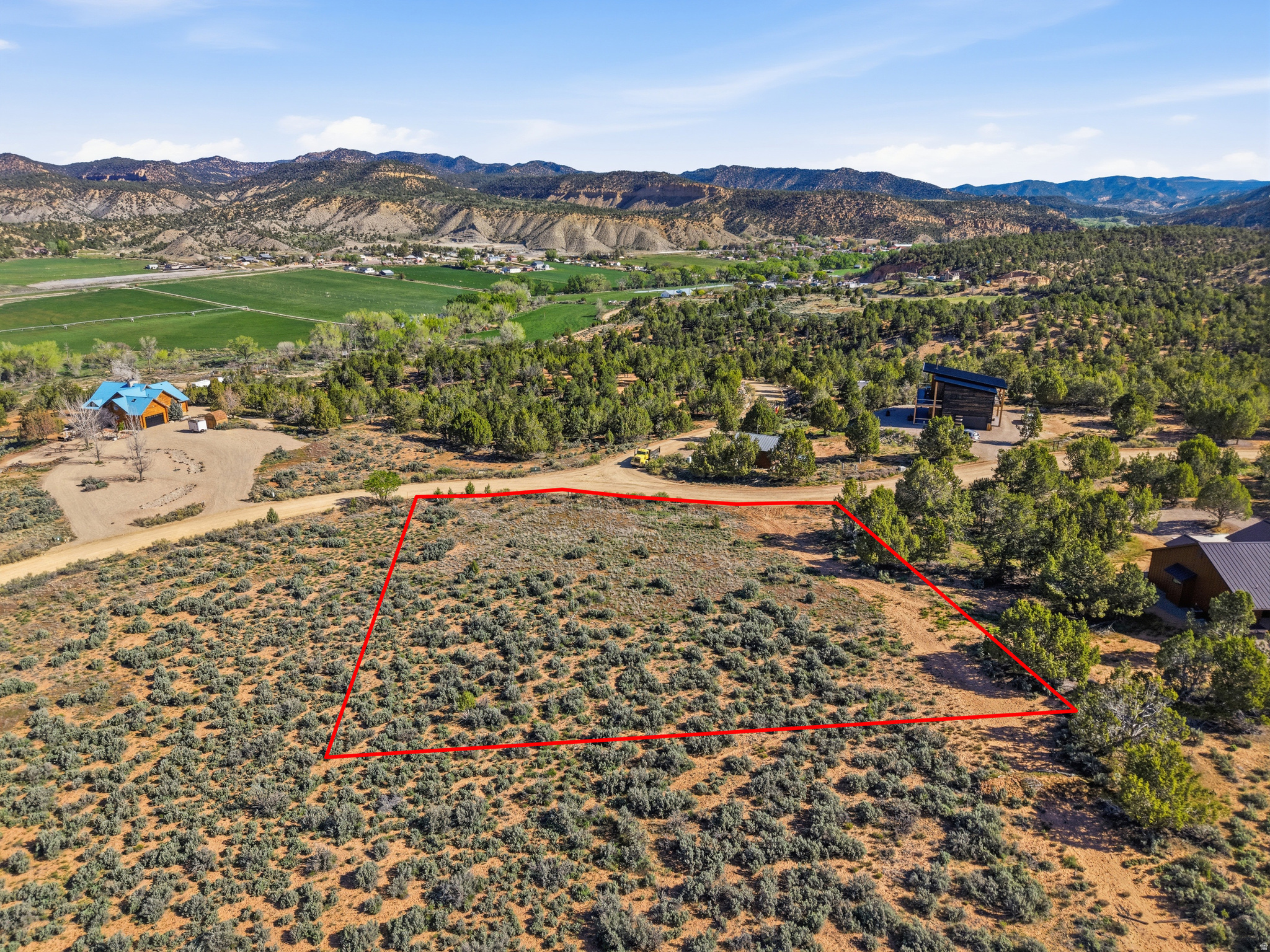 QUARTER CIRCLE H RANCH - Land