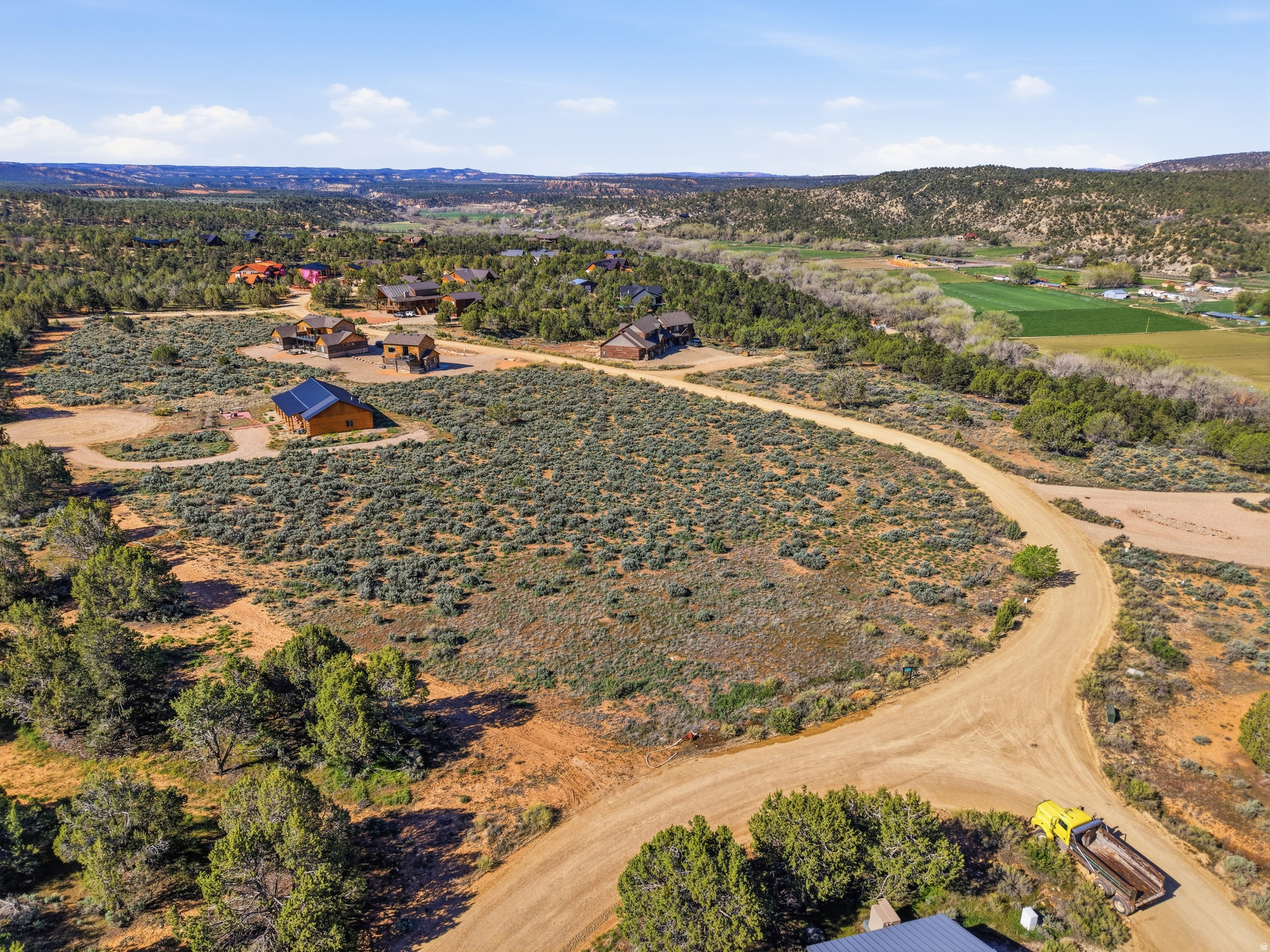 QUARTER CIRCLE H RANCH - Land