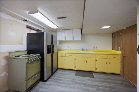 Tiny photo for 1025 S 1075 E, Clearfield, UT 84015 (MLS # 2127540)