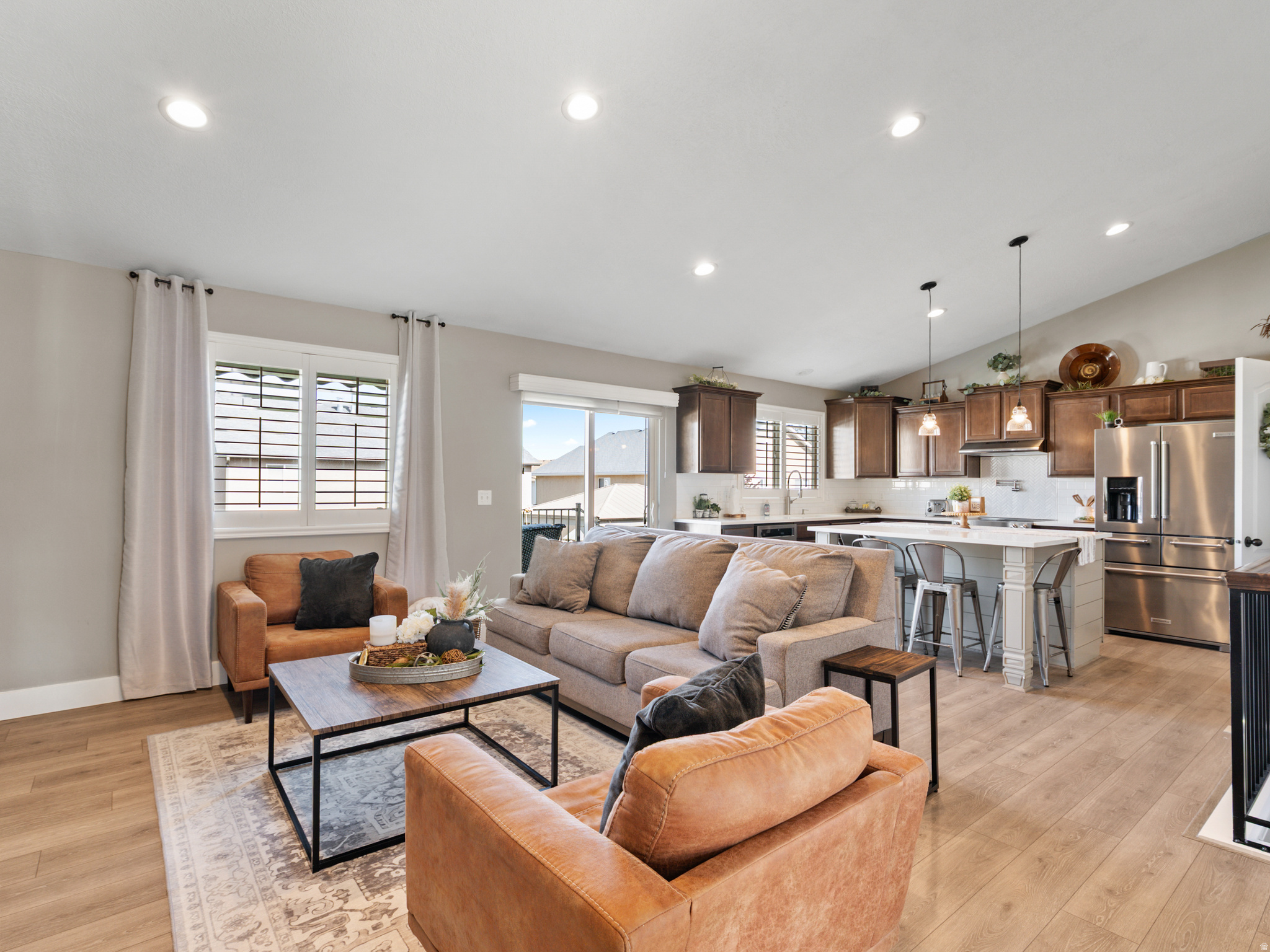 DISCOVERY - Residential