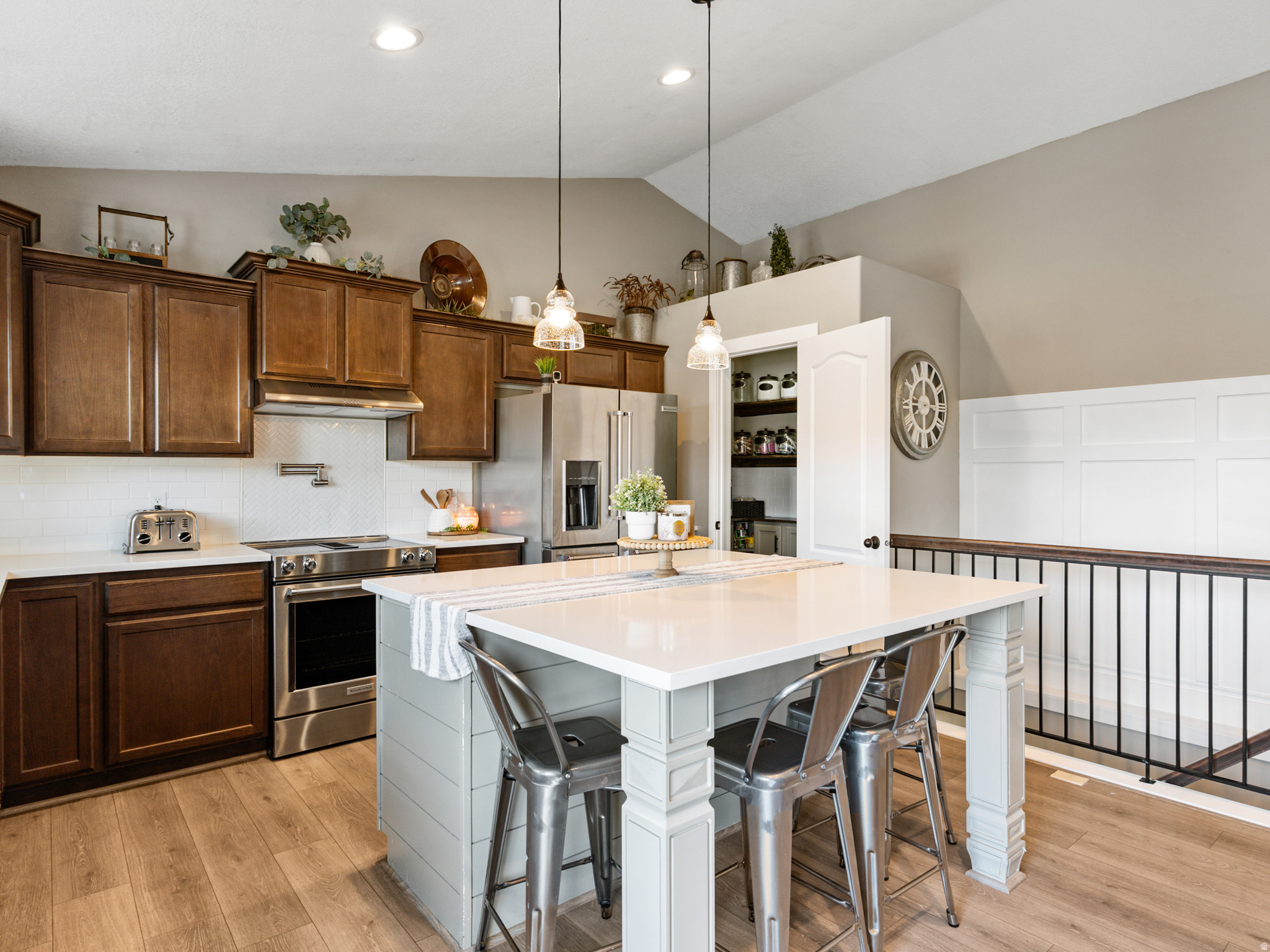 DISCOVERY - Residential