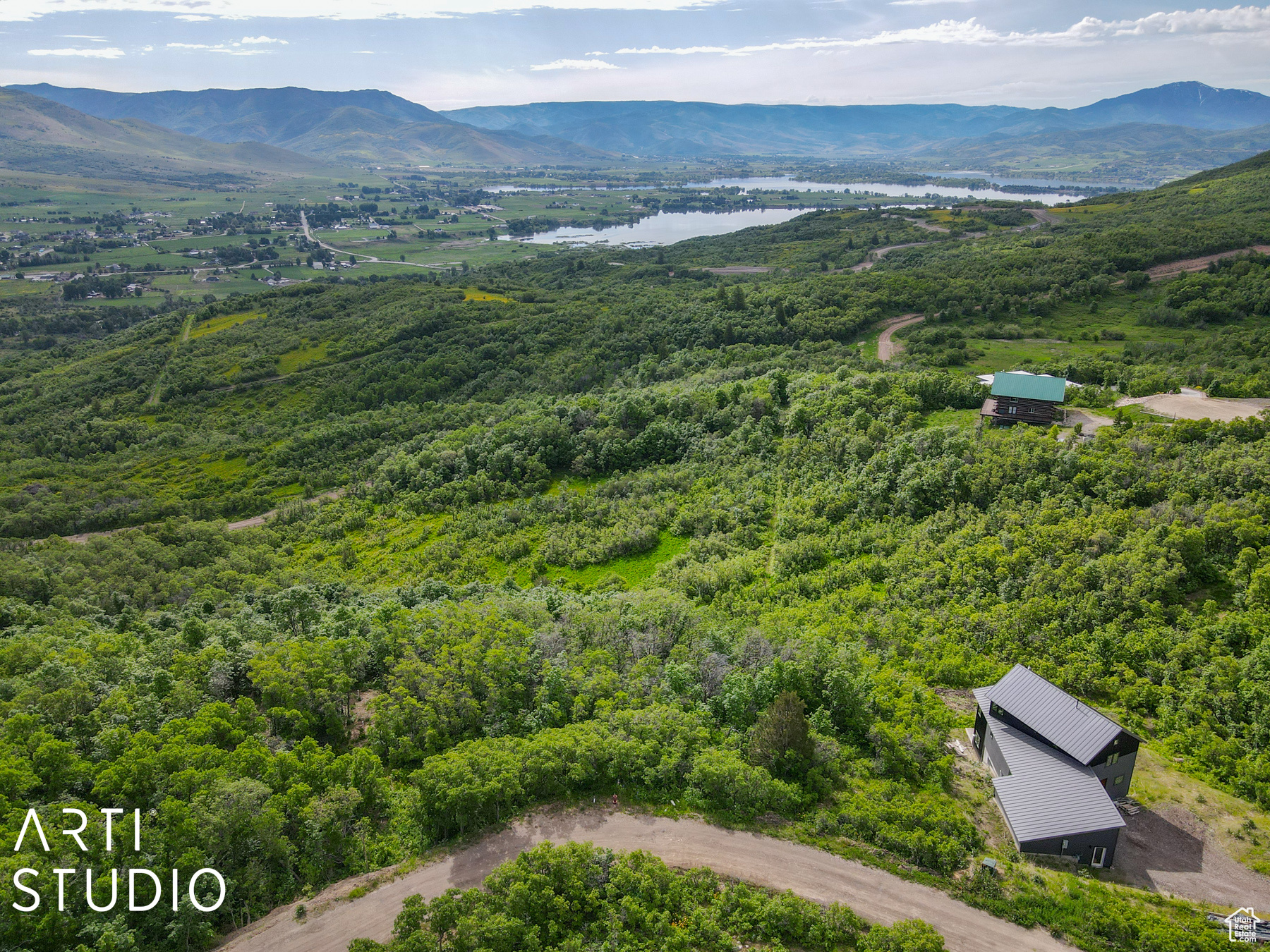 2248 N PANORAMA CIR
