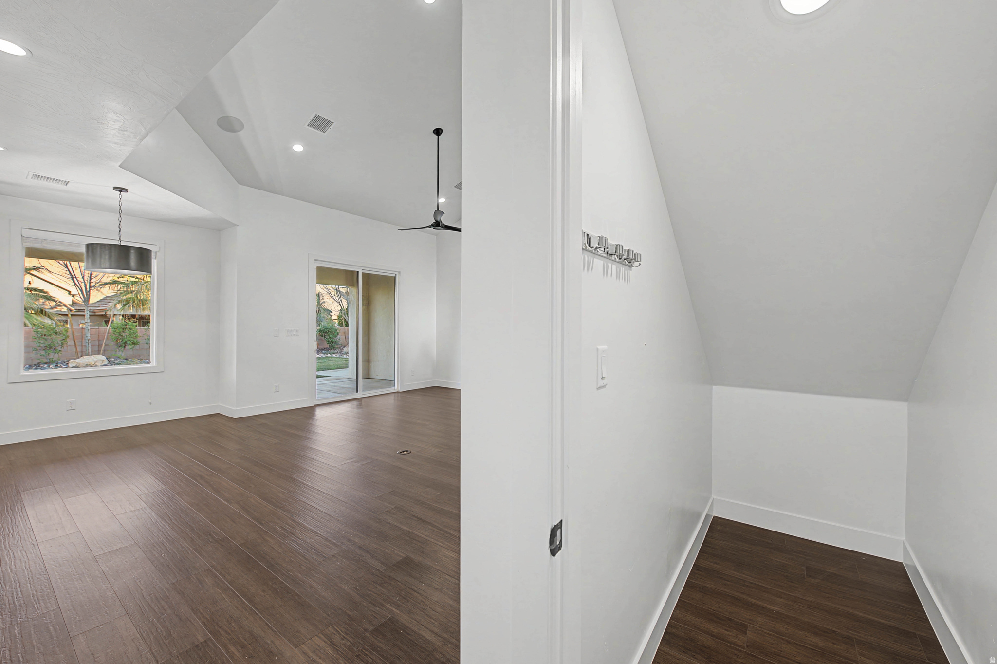 DIXIE SPRINGS - Residential