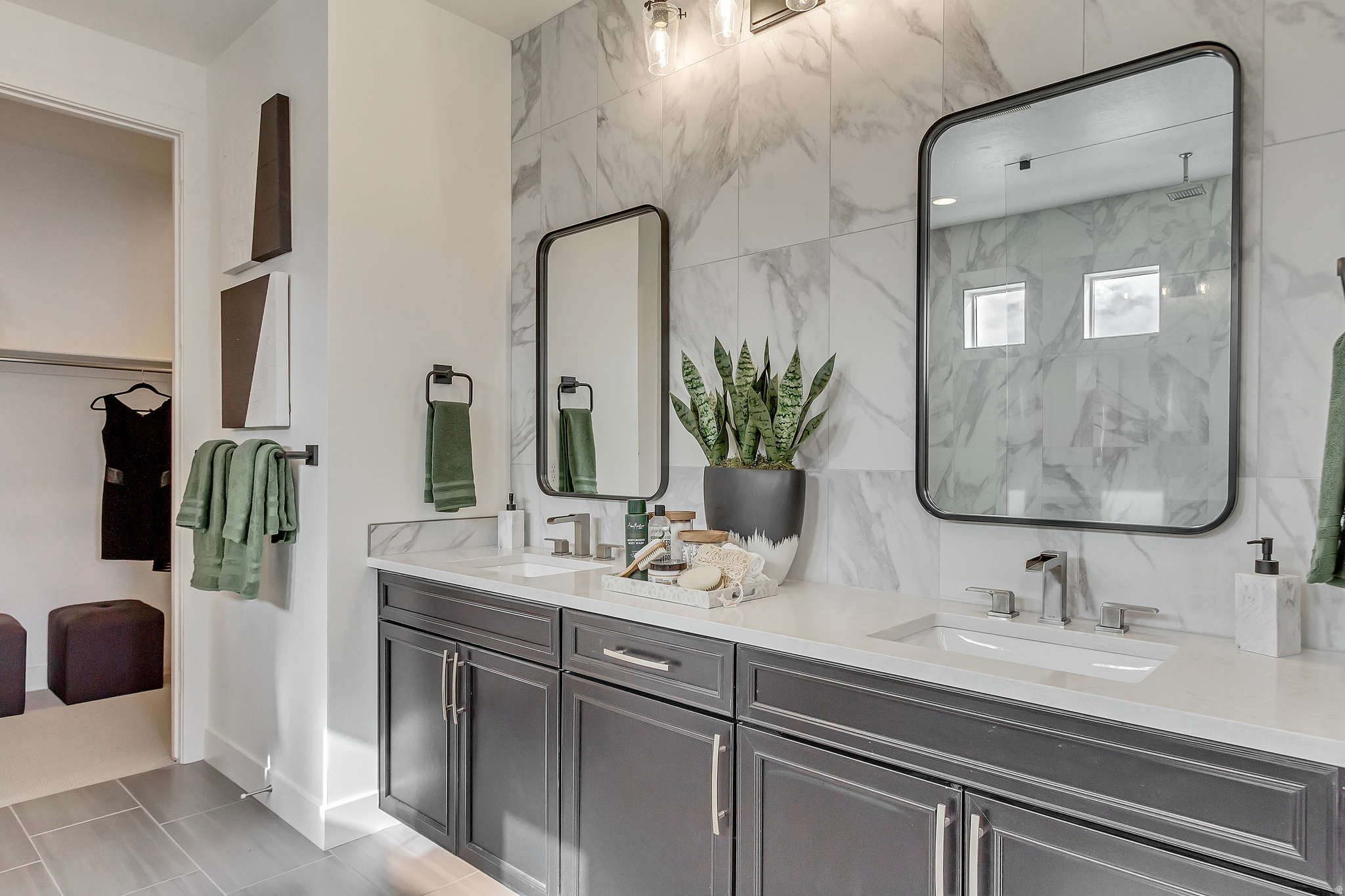 PARKVIEW AT SHORELINE - Residential