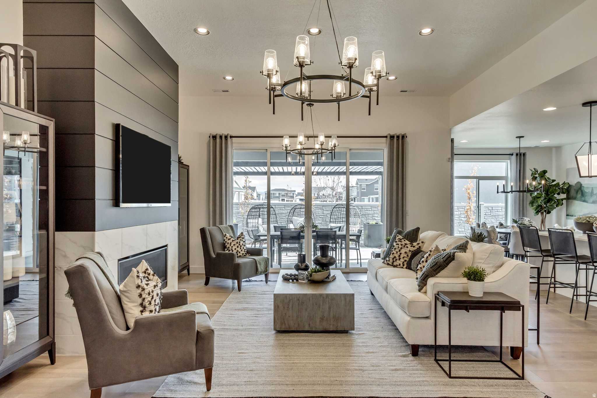 PARKVIEW AT SHORELINE - Residential