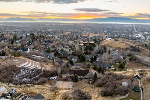 Tiny photo for 4640 N BROOKSHIRE CIR Cir, Provo, UT 84604 (MLS # 2133810)