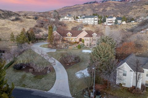 Tiny photo for 4640 N BROOKSHIRE CIR Cir, Provo, UT 84604 (MLS # 2133810)
